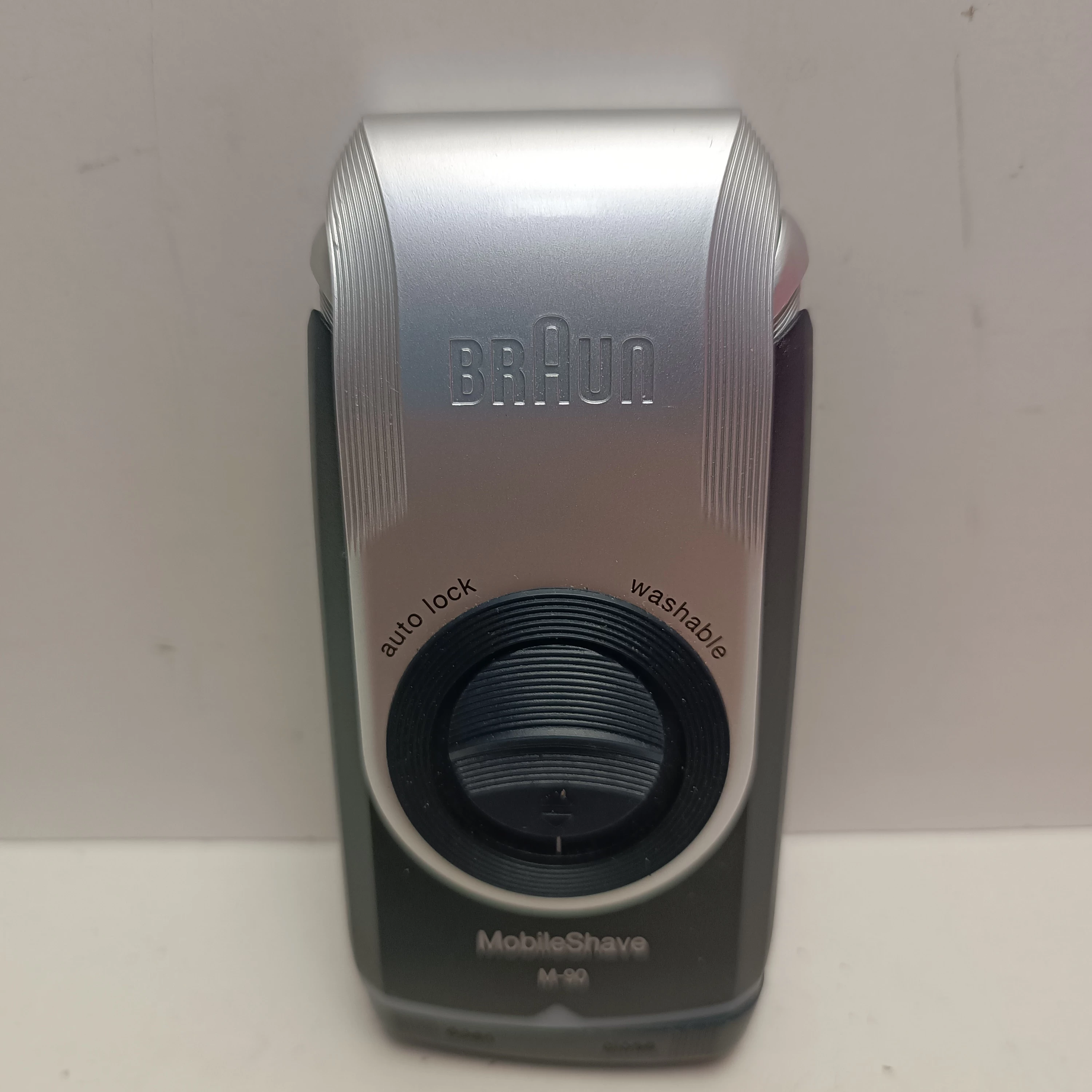 turystyczna-golarka-braun-m-90-ean-gtin-4210201649946