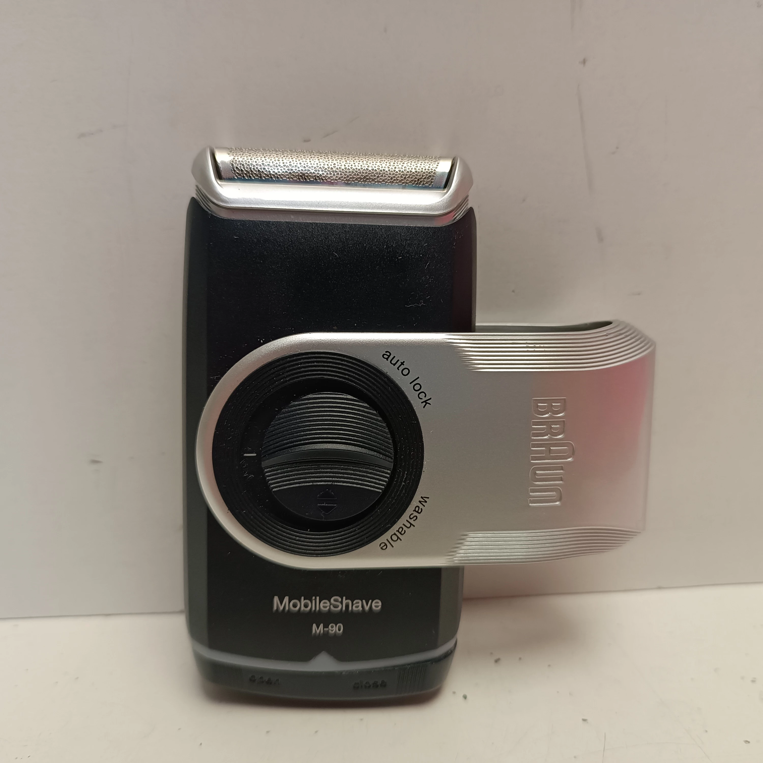 turystyczna-golarka-braun-m-90-typ-612-2