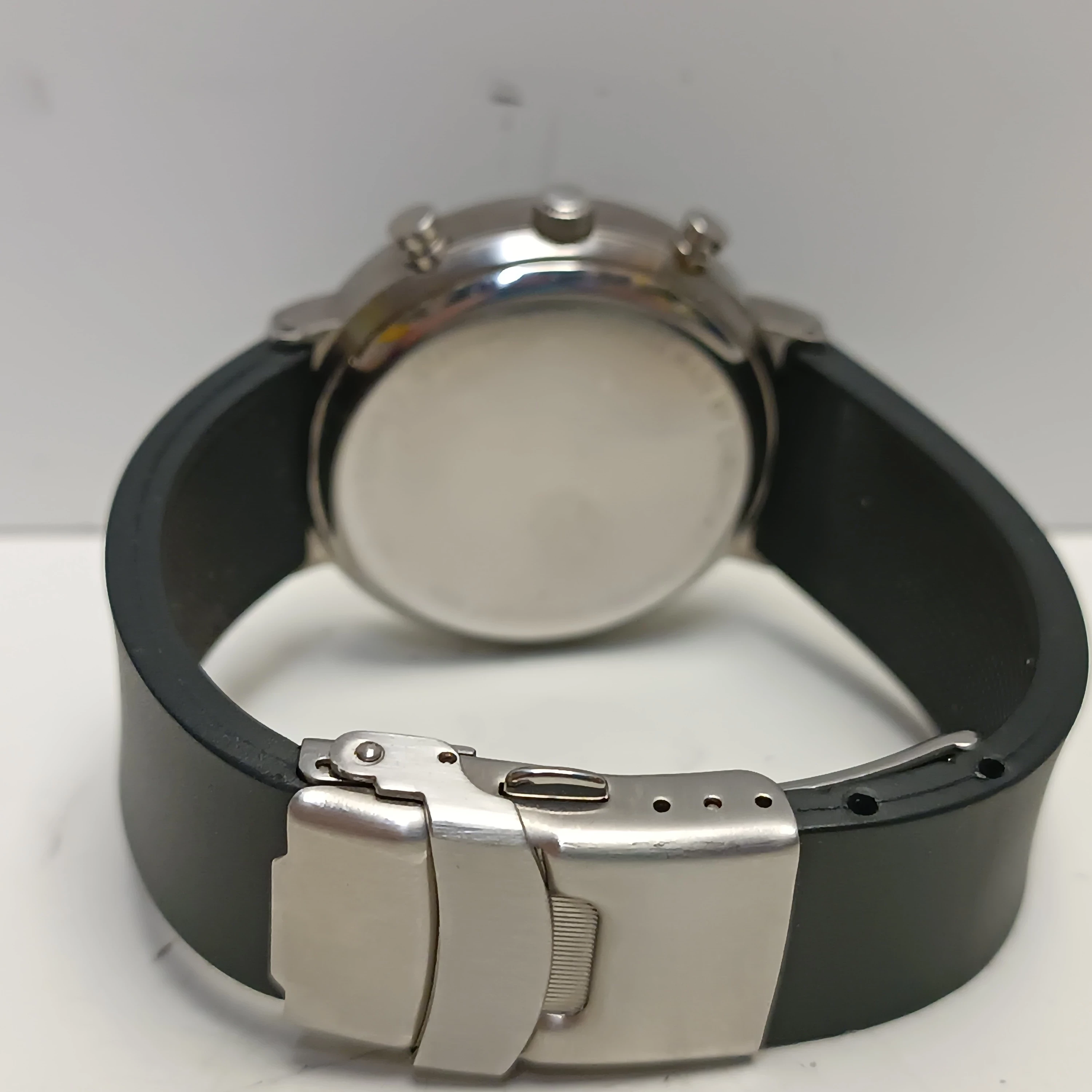 motul-zegarek-chronograph-swiss-made-limited-edition-material-paska-129219-12