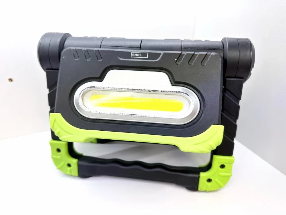 lampa-emos-p4536-naswietlacz-led-2000lm-powerbank-8000mah-grudziadzka-24-chelmno