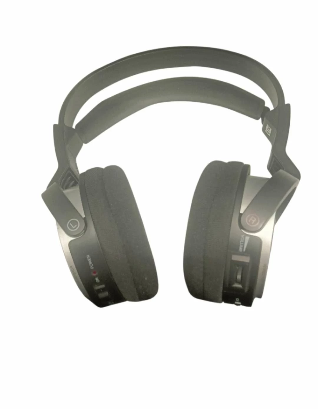 sluchawki-nauszne-sony-plus-okablowanie-kolor-dominujacy-129357-3