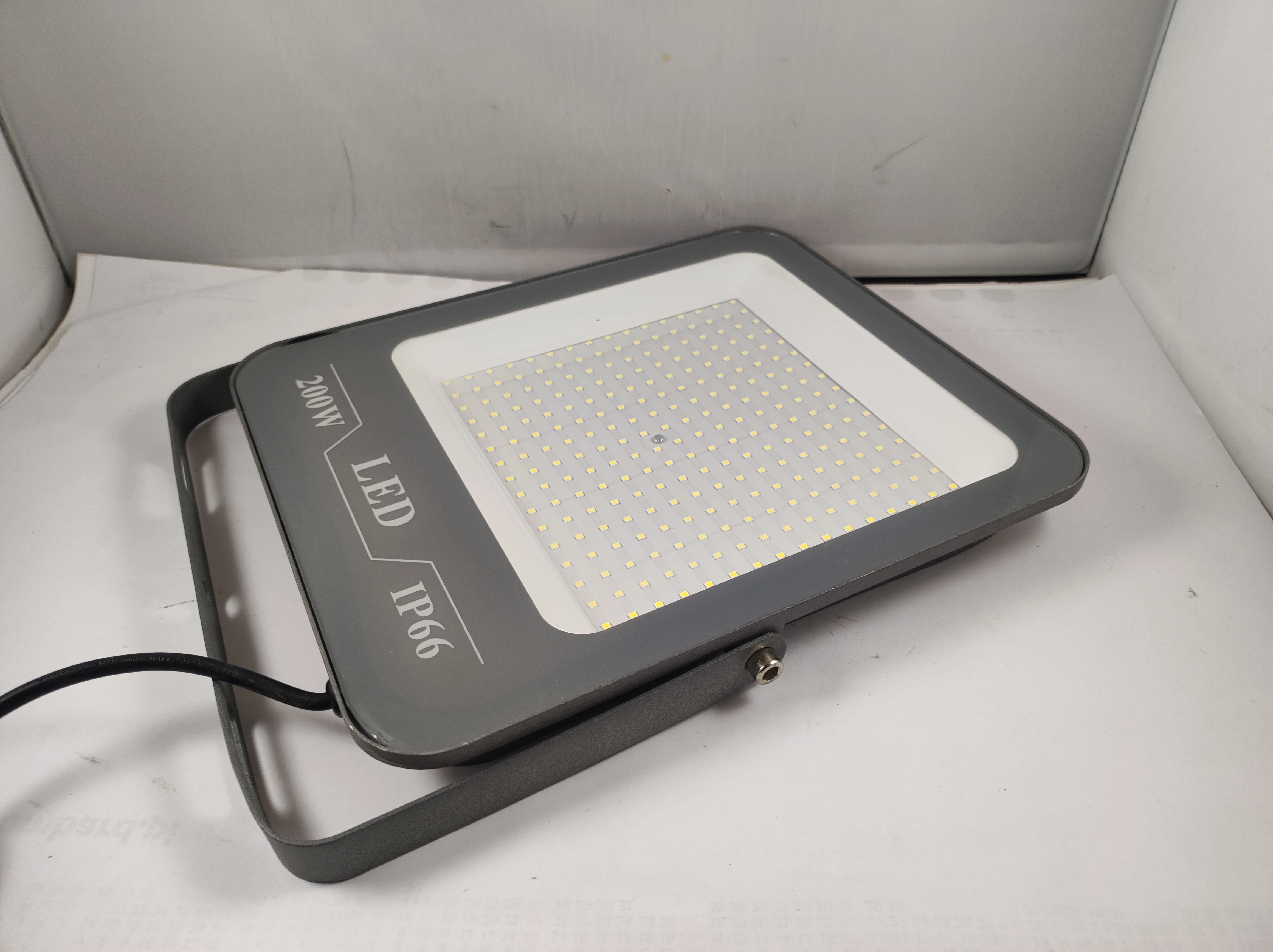 naswietlacz-led-200w-ip66-stan-11323-2