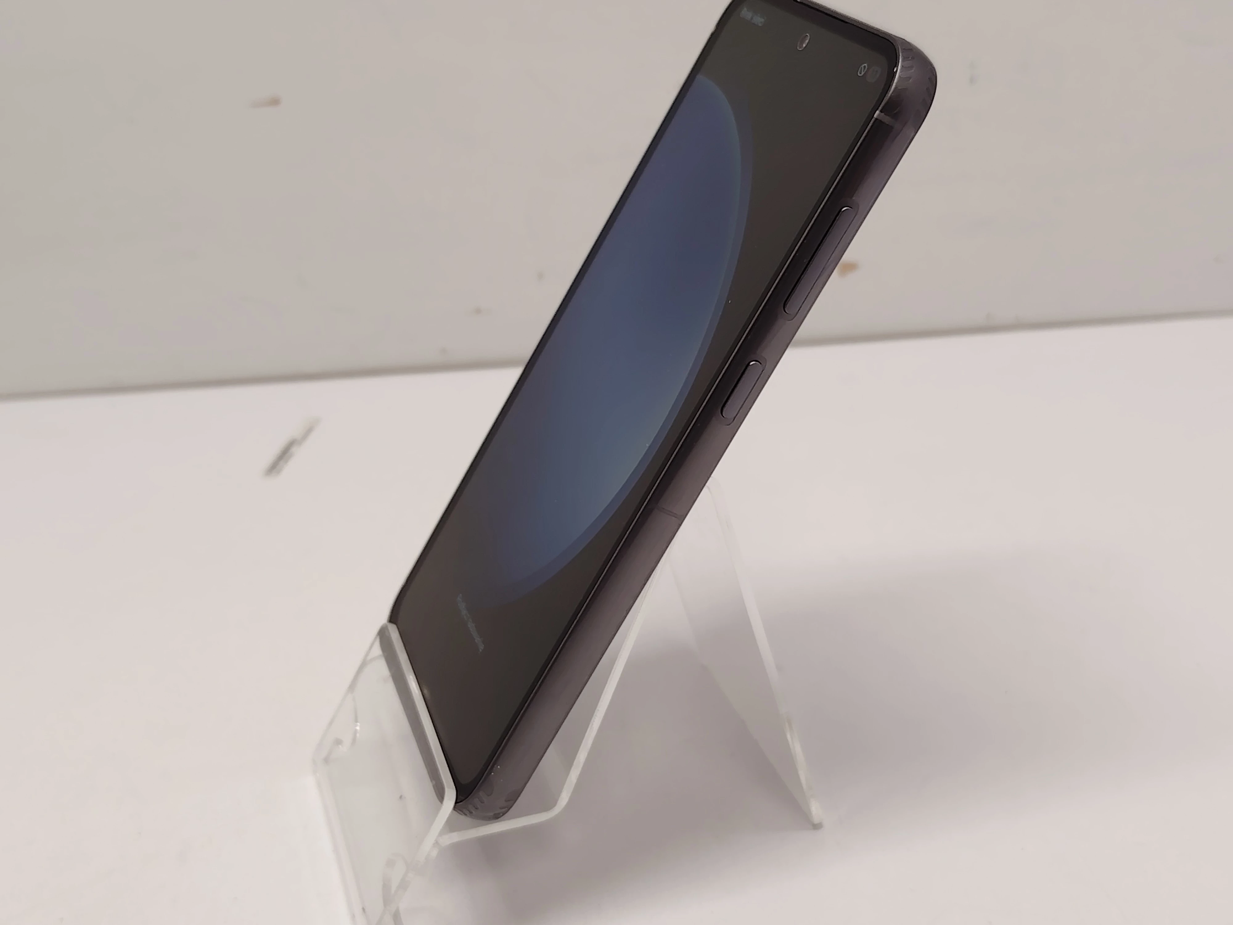 telefon-samsung-galaxy-s23-fe-8-gb-128-zablokowany-pamiec-ram-202865-214113