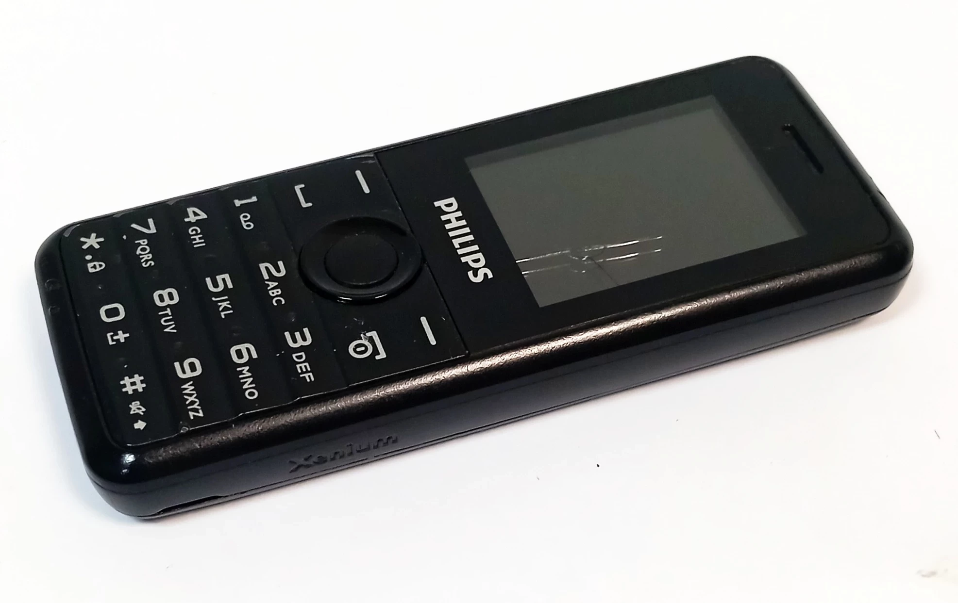 telefon-philips-e103-kod-producenta-cte106bk58