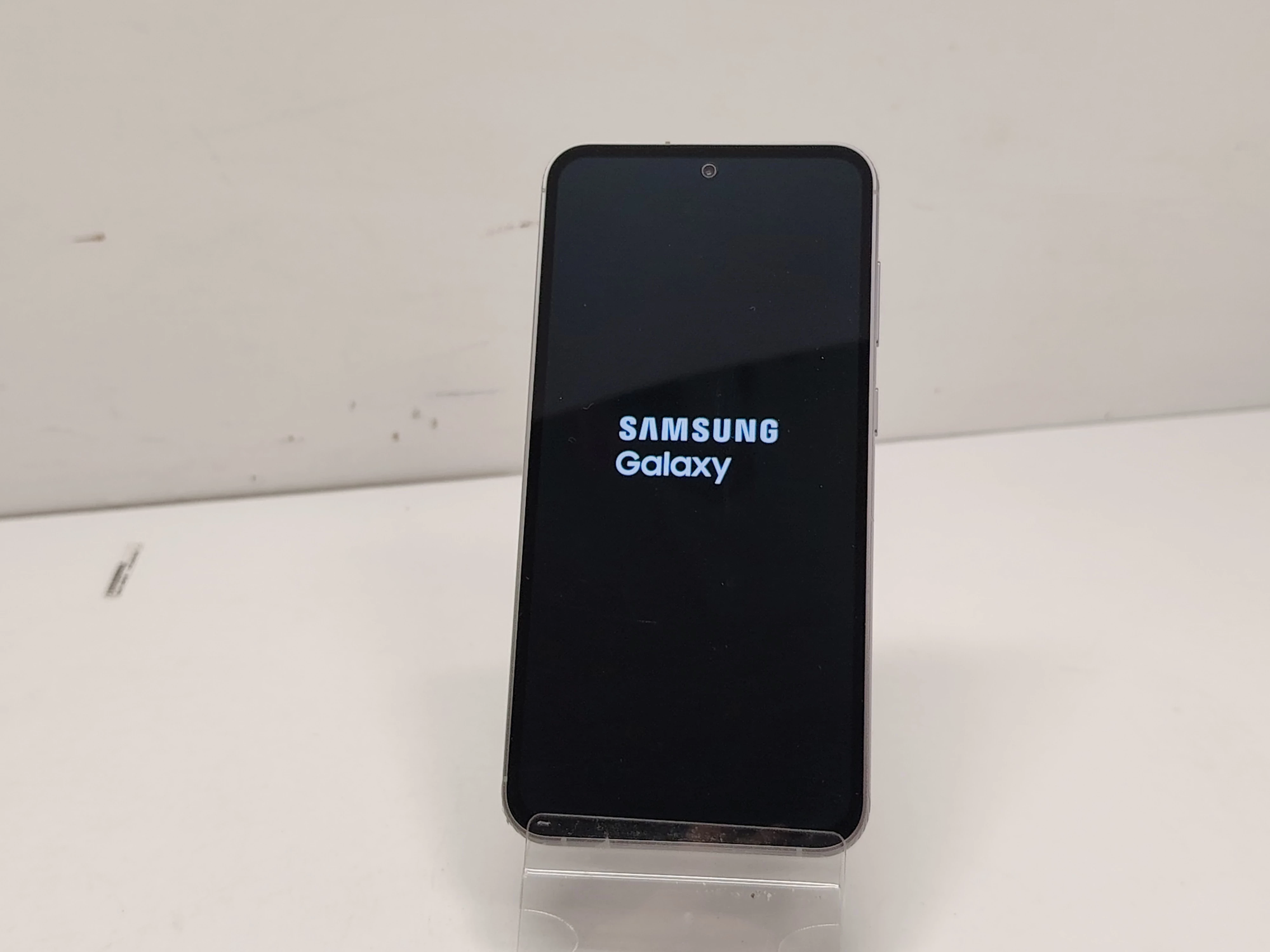 telefon-samsung-galaxy-s23-fe-8-gb-128-zablokowany-system-operacyjny-4388-1