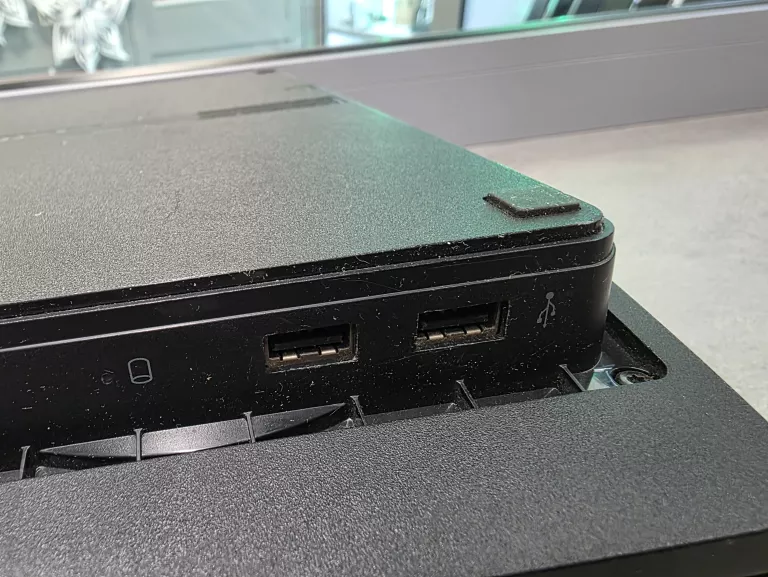 konsola-ps3-slim-160gb-stan-11323-2