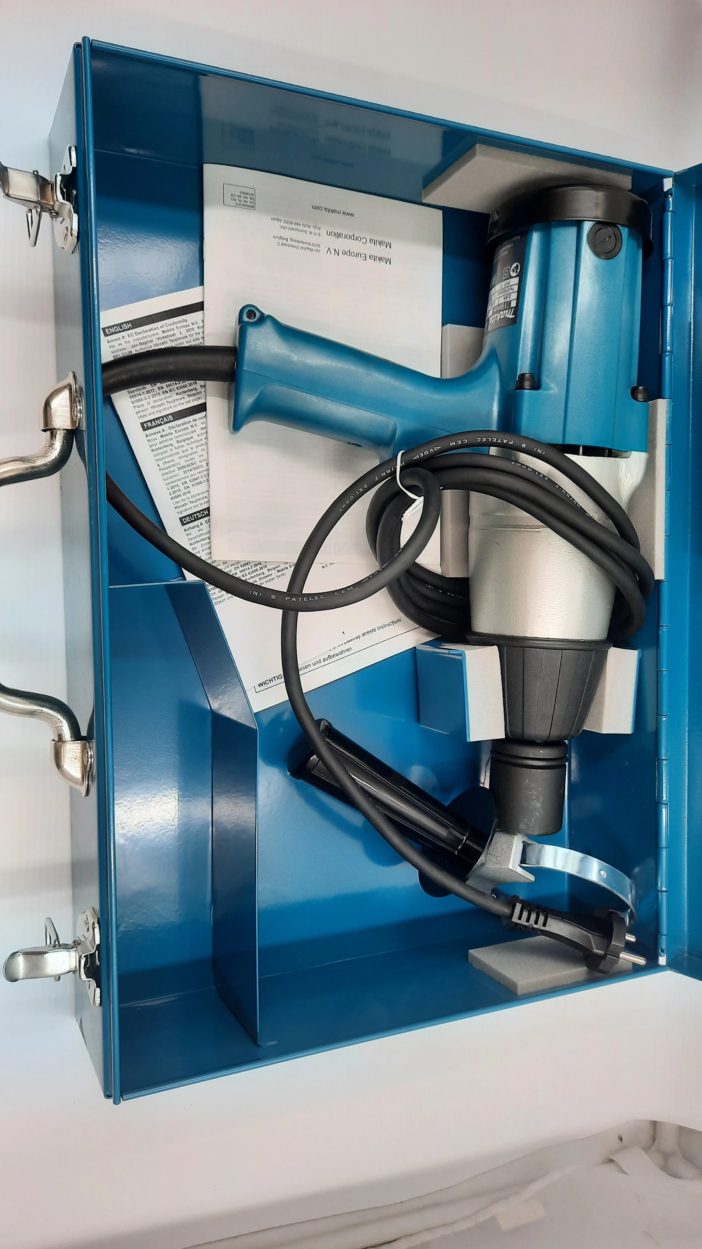 klucz-udarowy-34-cala-makita-6906-okazja-ean-gtin-088381000840