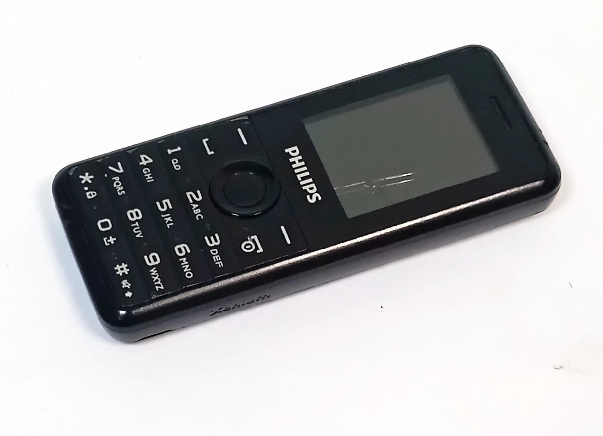 telefon-philips-e103-stan-11323-2