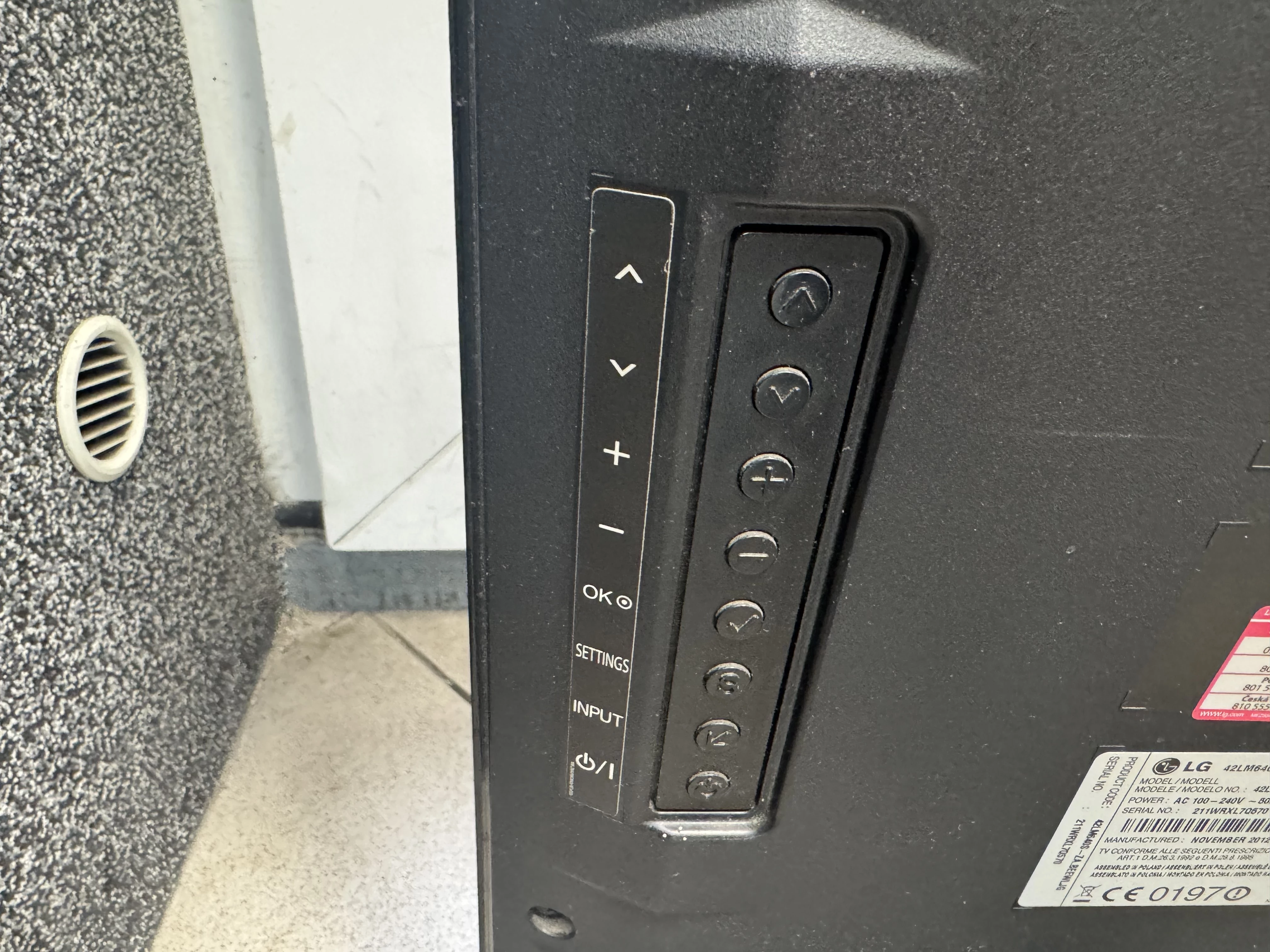 telewizor-lg42lm640s-brak-pilota-format-hd-129294-2