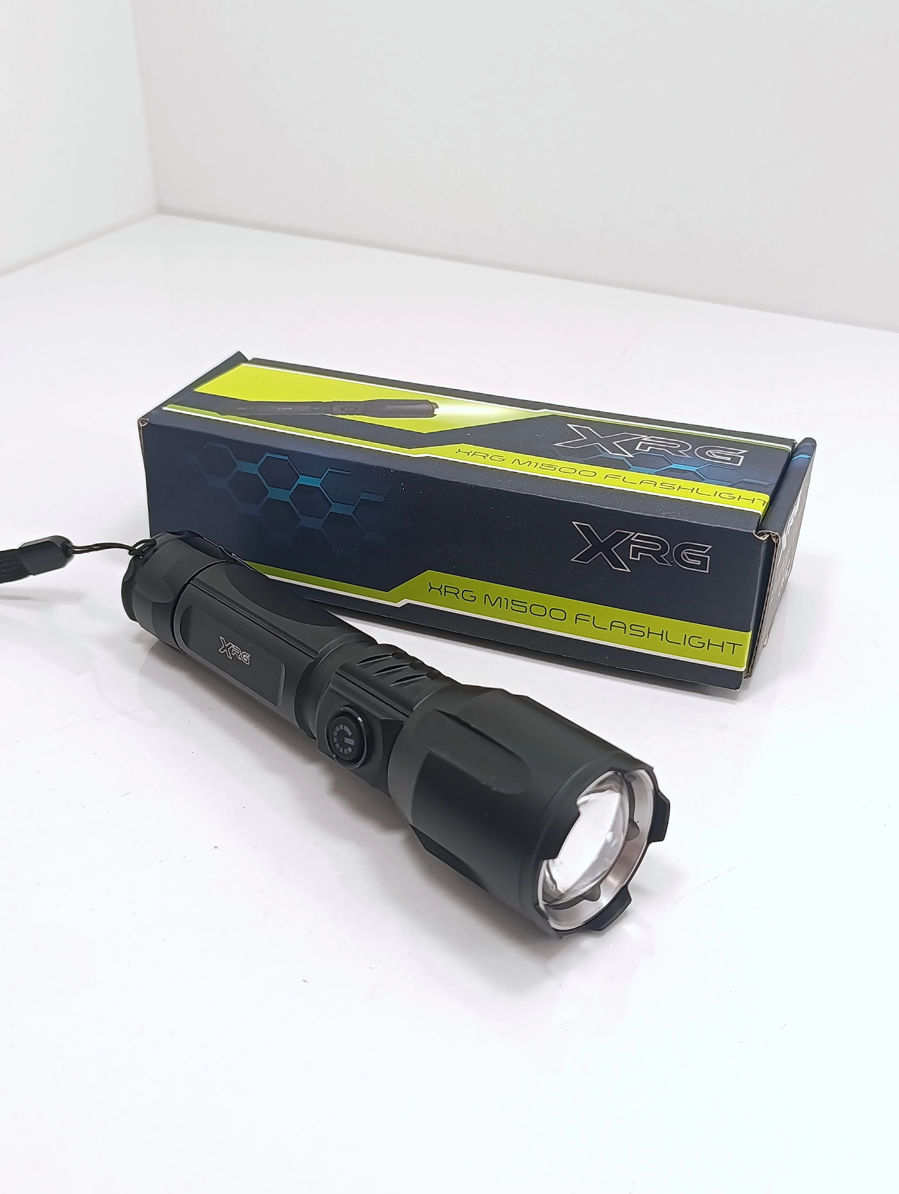 latarka-akumulatorowa-taktyczna-wojskowa-led-xrg-m1500-aleje-jerozolimskie-33-warszawa-boonum