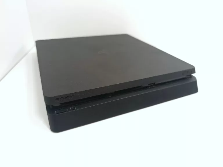 konsola-ps4-slim-wersja-130590-2
