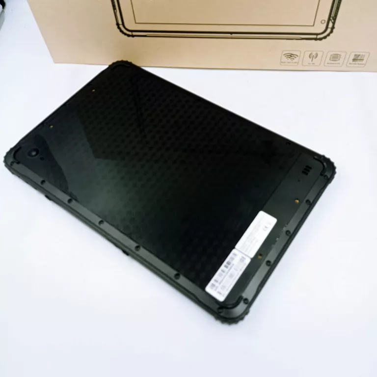 tablet-emdoor-rugged-tablet-em-i18h-stan-11323-2