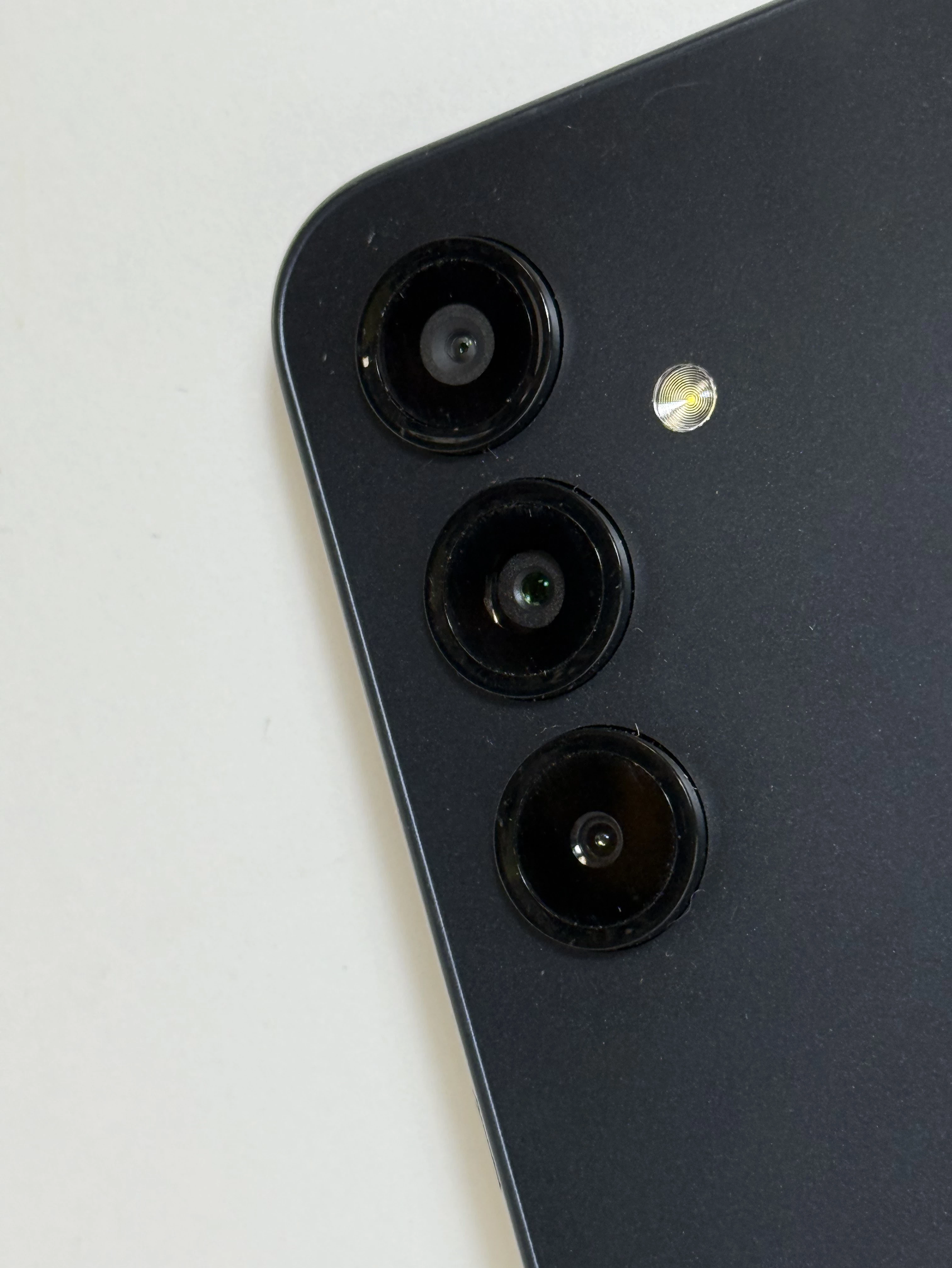 telefon-samsung-galaxy-a16-stan-11323-2