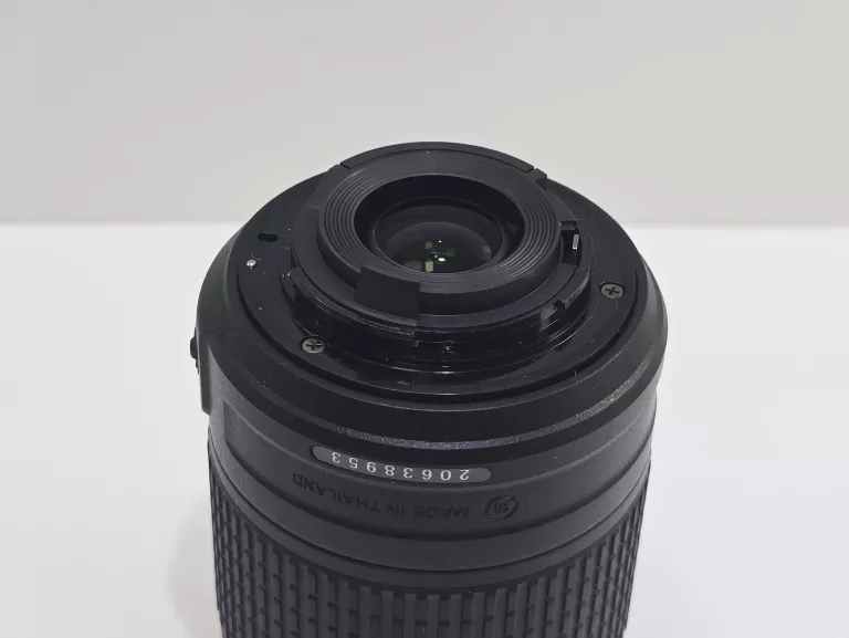 obiektyw-nikkor-55-200mm-f14-56-gii-ed-nikon-obiektyw-do-matryc-130031-2
