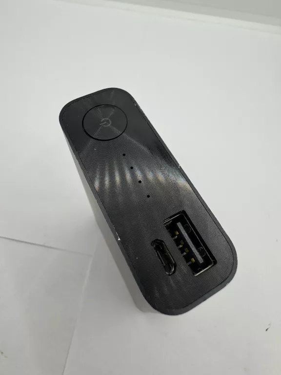 powerbank-asus-10500-mah-stan-11323-2