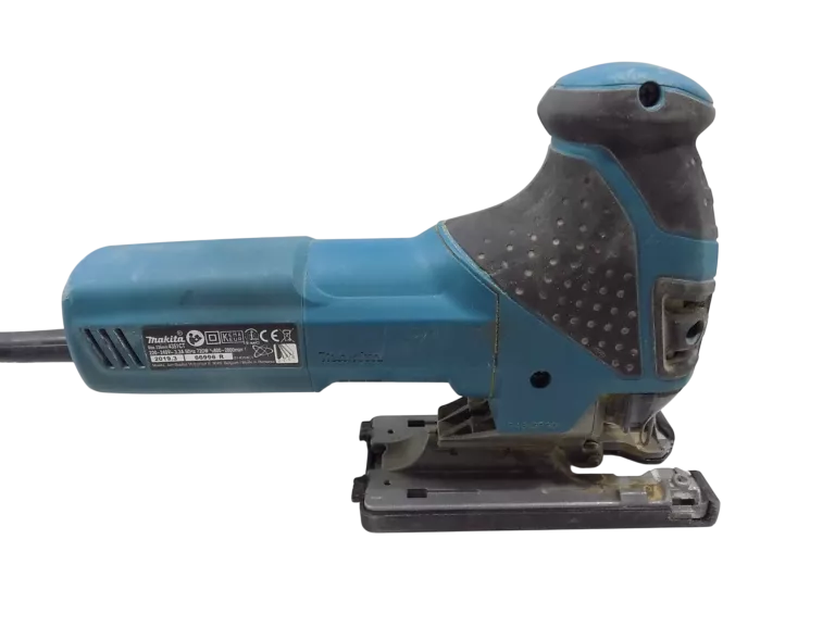 wyrzynarka-z-podcinaniem-makita-4351ct-walizka-mocowanie-brzeszczotu-205041-222245