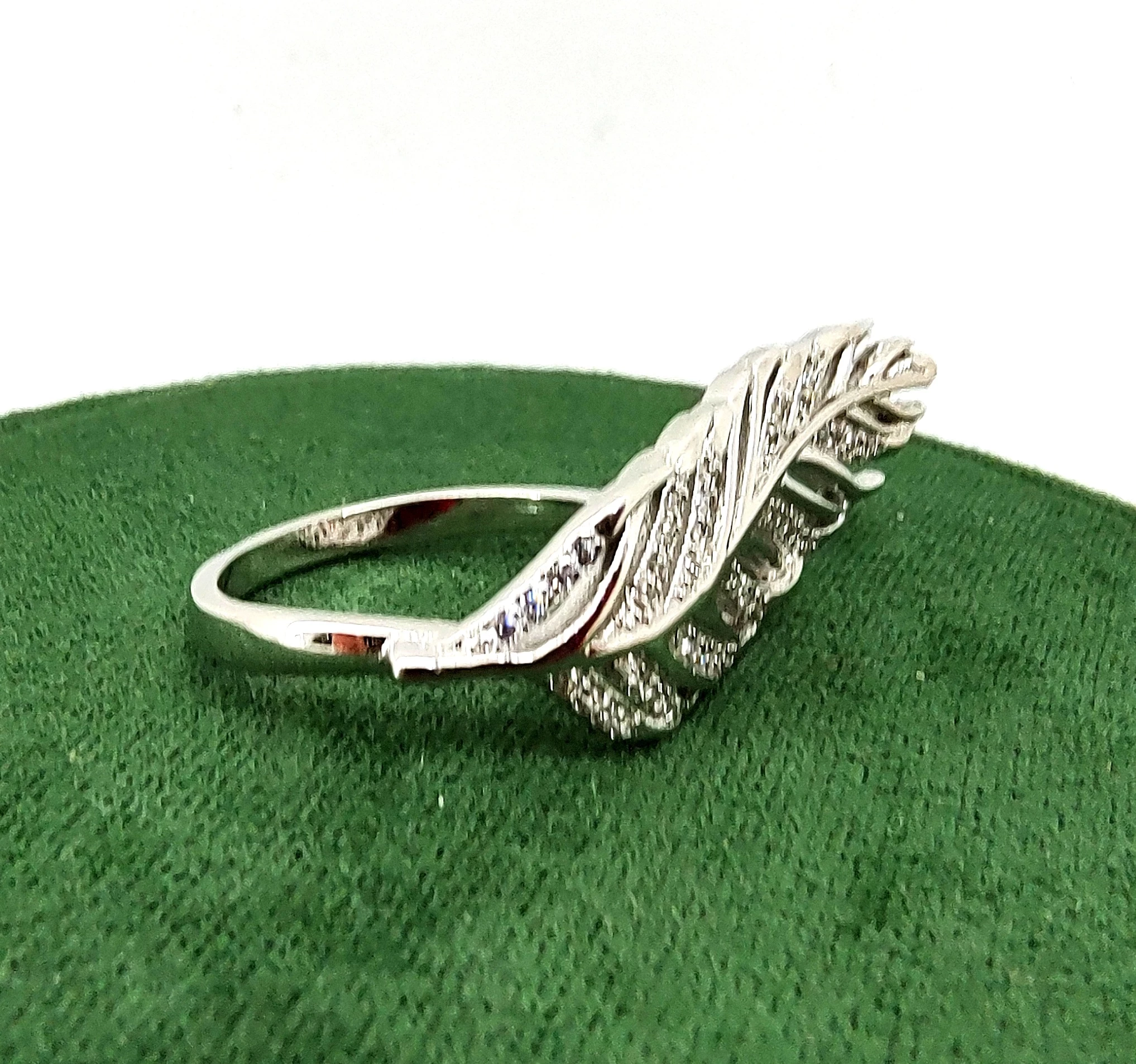 piekny-srebrny-pierscionek-lisc-p925-475g-rozm14-stan-11323-238058