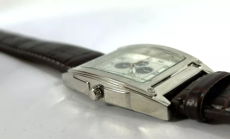 vuillemin-regnier-zegarek-meski-ksztalt-koperty-129223-4