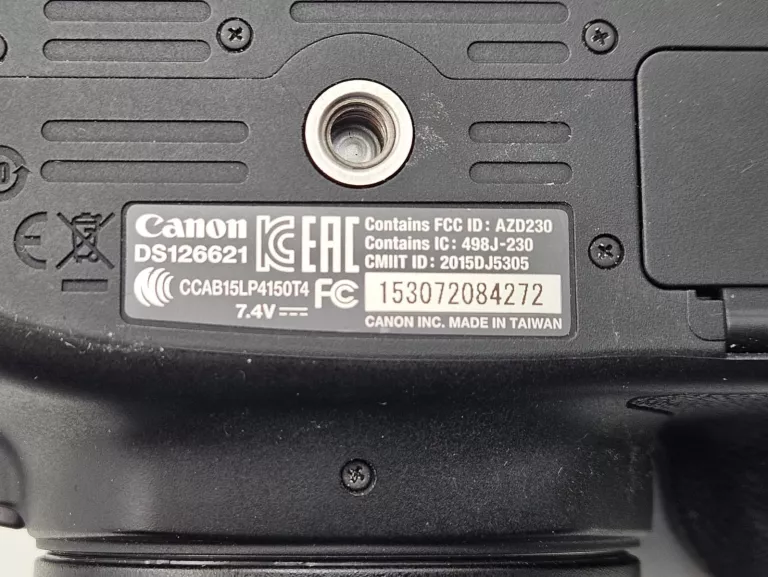 aparat-lustrzanka-canon-eos-1300d-obiektyw-efs-18-55mm-iii-15673-zdjec-typ-matrycy-14228-2