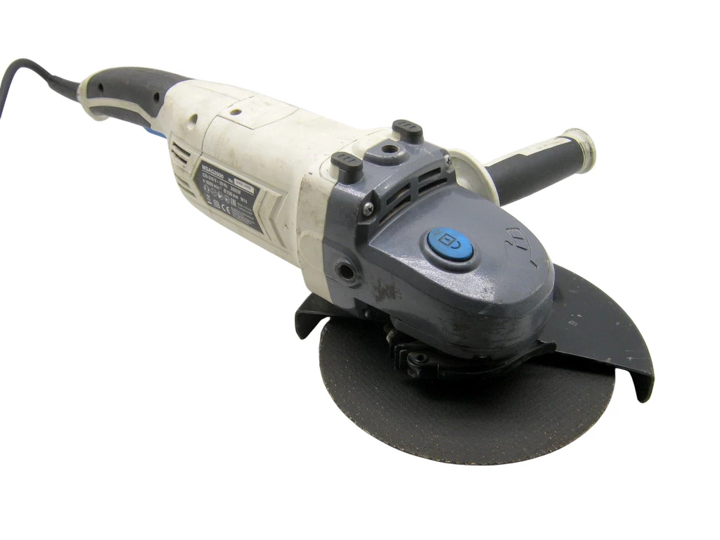 szlifierka-katowa-macallister-msag2000-2000w-kod-producenta-214997