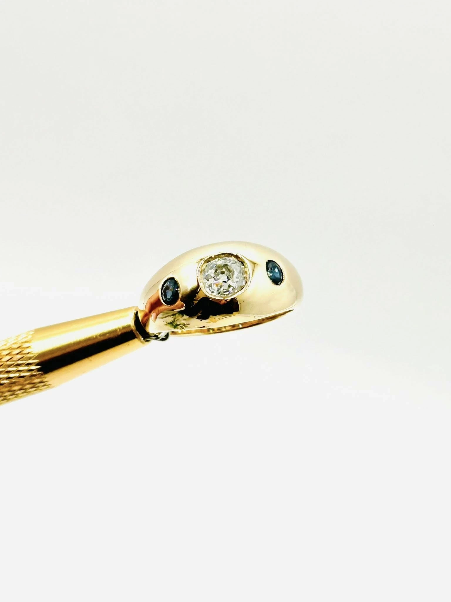 zloty-pierscionek-z-brylantem-i-szafirami-585-707g-r12-certyfikat-kamien-17088-8