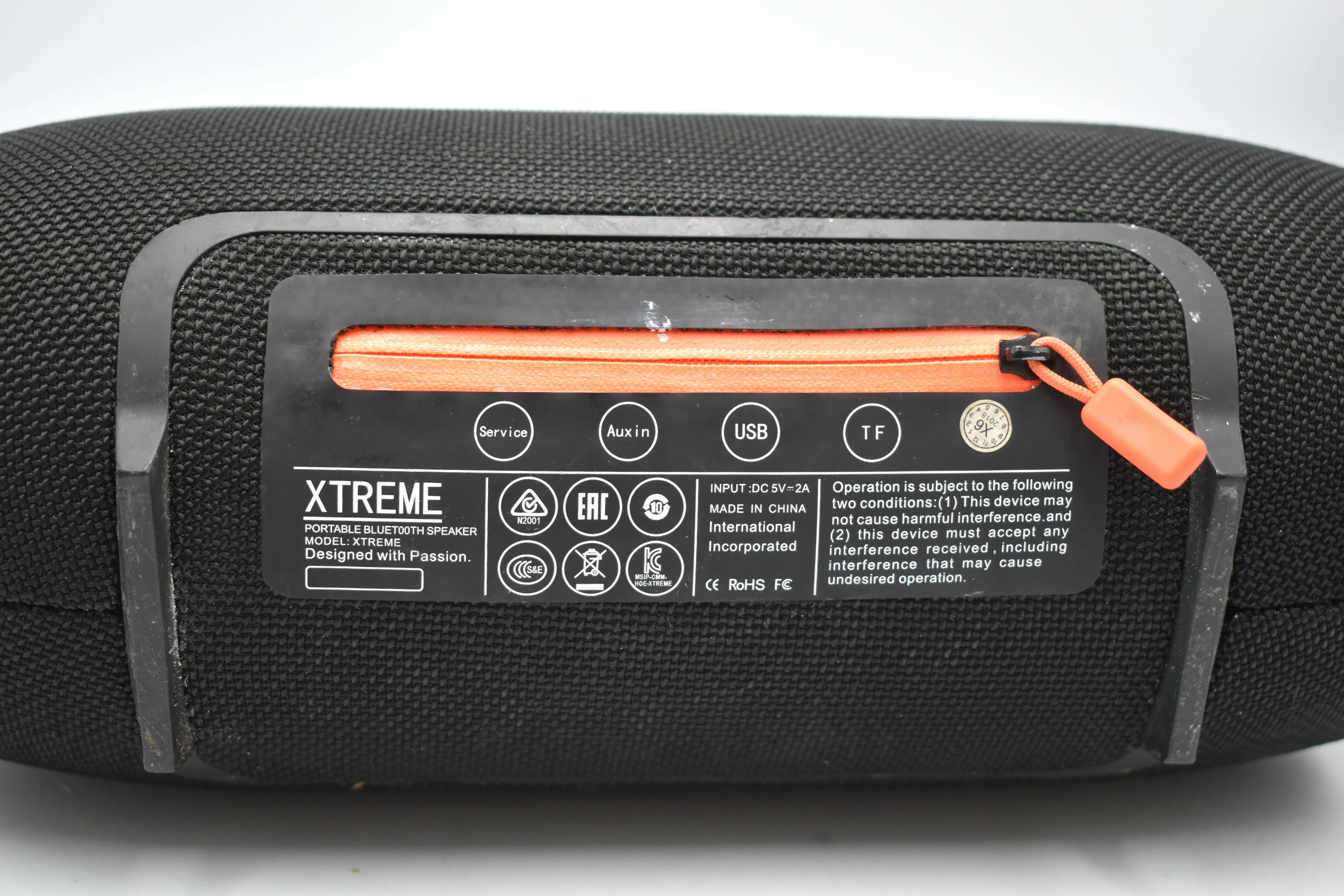 glosnik-przenosny-jbl-xtreme-czarny-40-w-kod-producenta-jblxtremeblkeu1