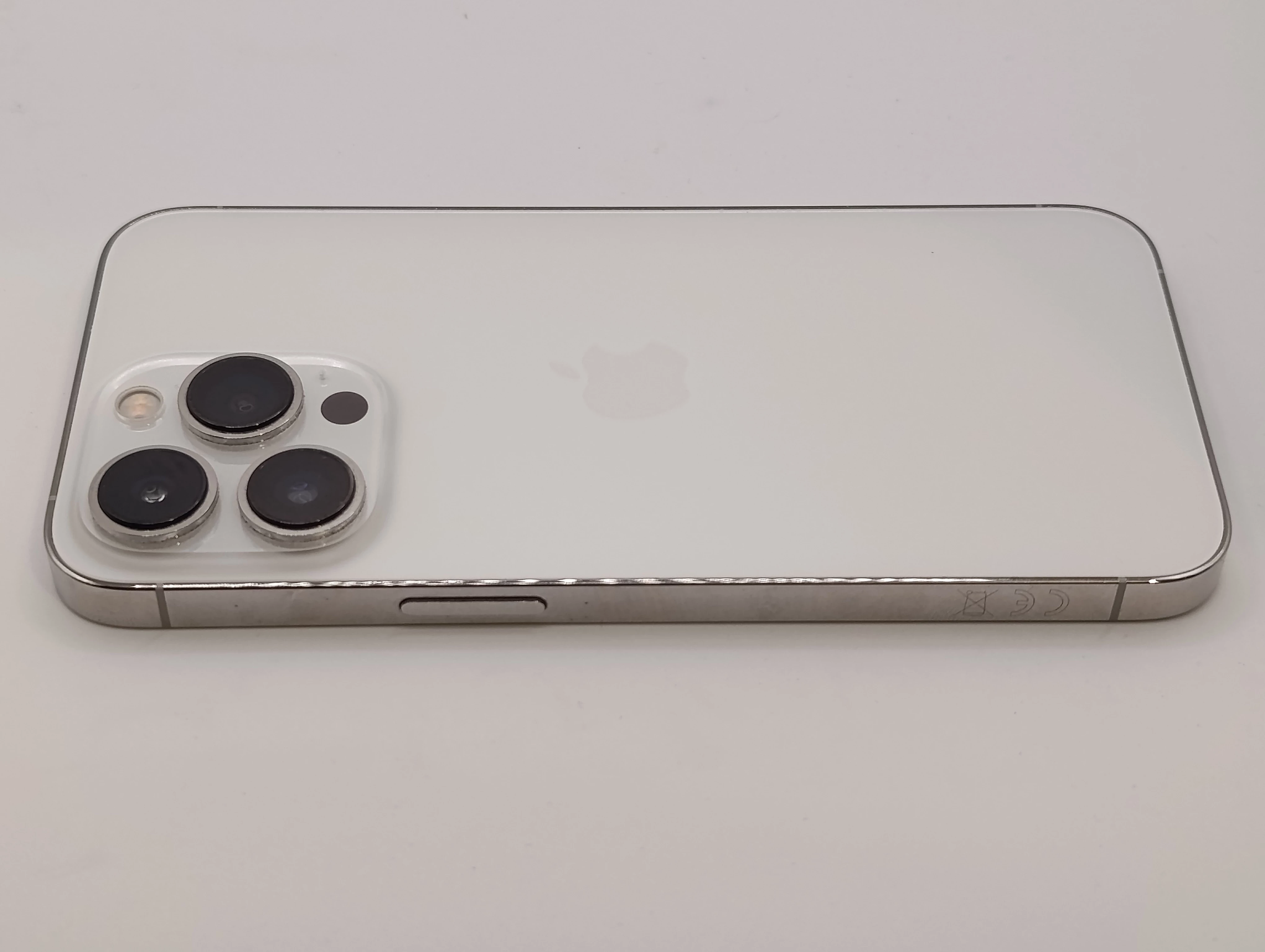 telefon-apple-iphone-13-pro-256-gb-zestaw-system-operacyjny-4388-7