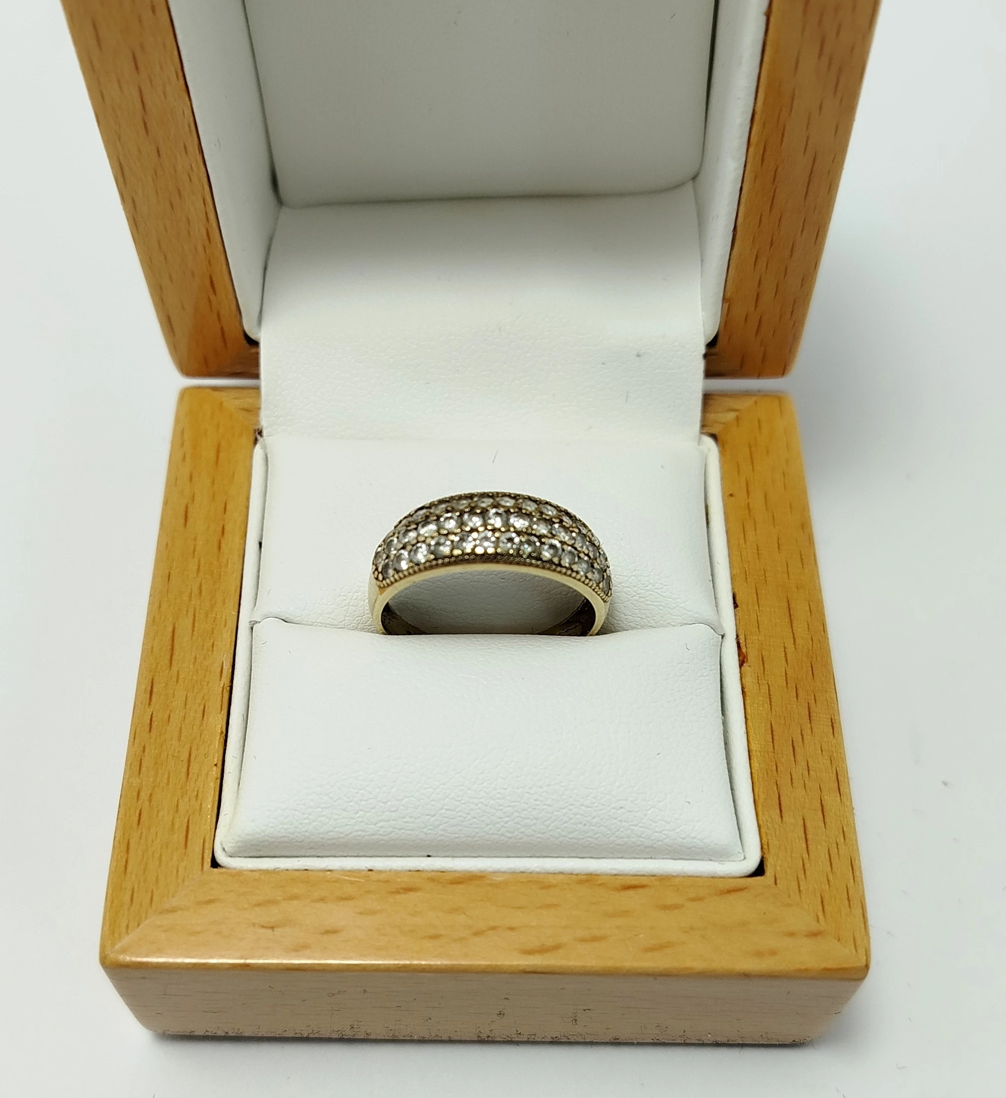 wyrob-jubilerski-uzywany-zloty-pierscionek-z-cyrkoniami-215g-pr333-r15-turystyczna-21-jawiszowice