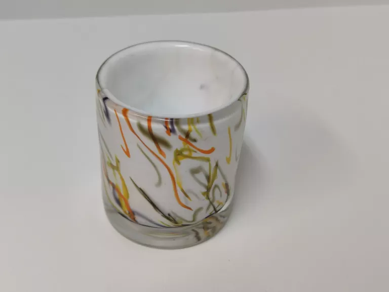 maly-szklany-wazonik-wys105-cm-jagiellonska-14-sanok-tsc2-spj