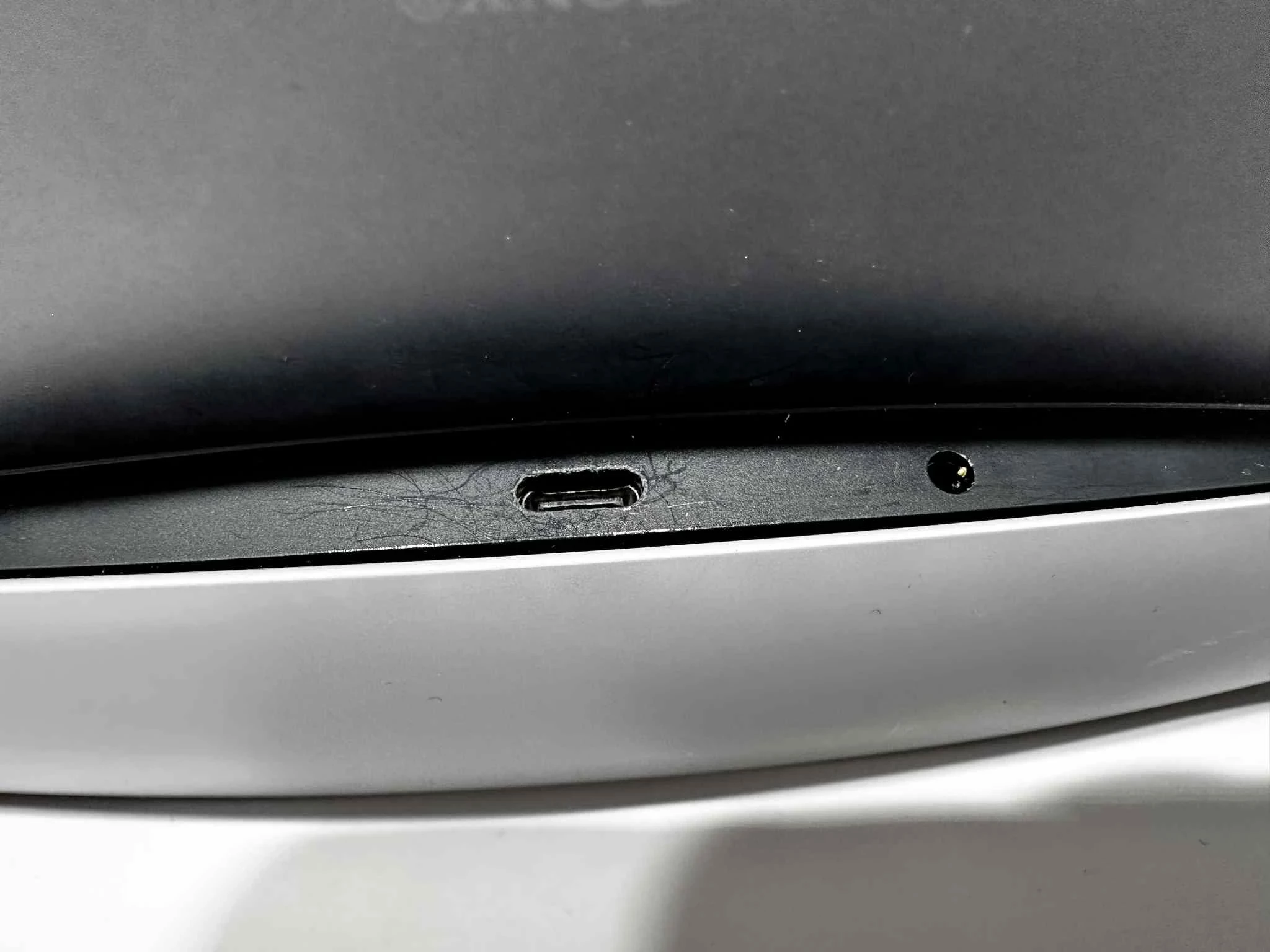 konsola-przenosna-sony-playstation-portal-bialo-czarny-cfi-y1016-waga-produktu-z-opakowaniem-jednostkowym-1200