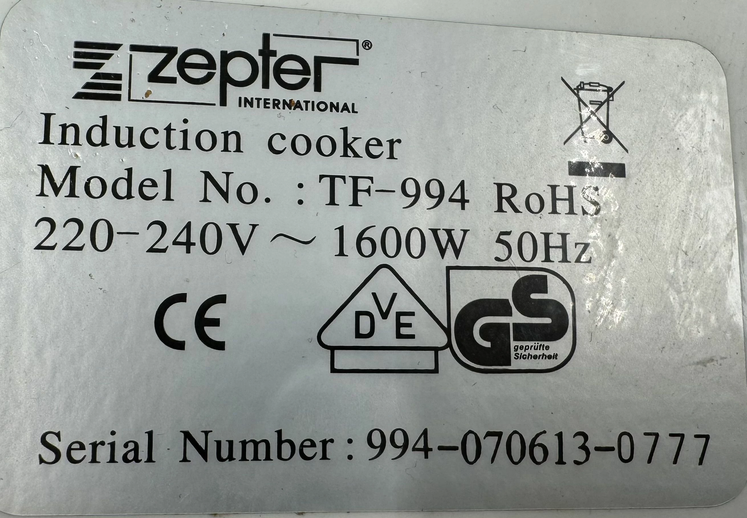 kuchenka-indukcyjna-zepter-model-tf-994-pudelko-liczba-pol-grzewczychpalnikow-1