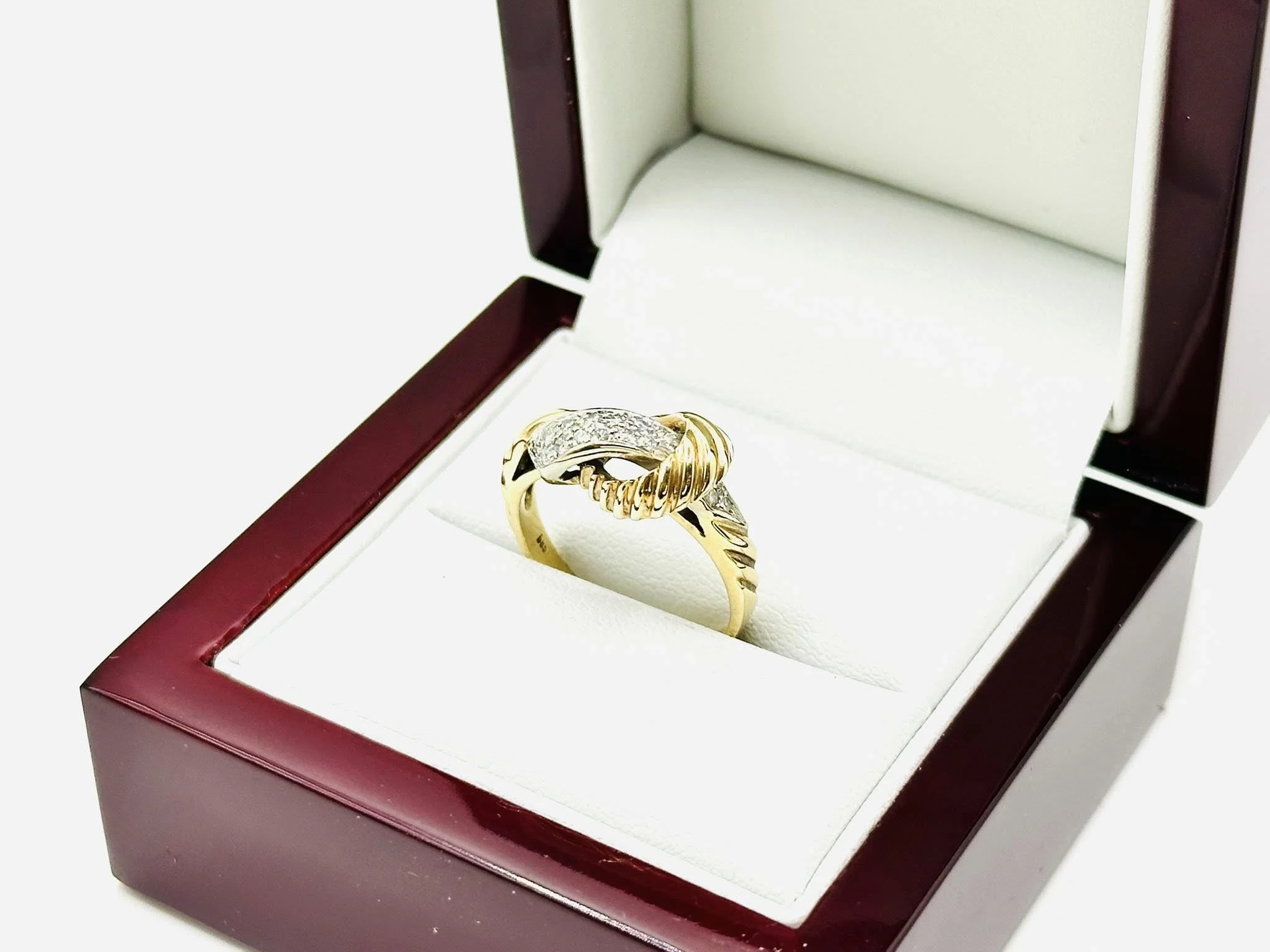 unikatowy-zloty-pierscionek-z-brylantami-14k-585-rozmiar-14-4578g-ean-gtin-5907022106022