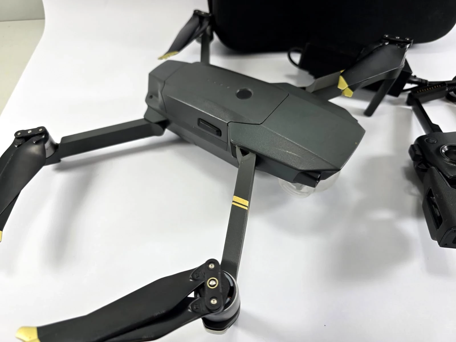 dron-dji-mavic-pro-m1p-model-mavic-pro