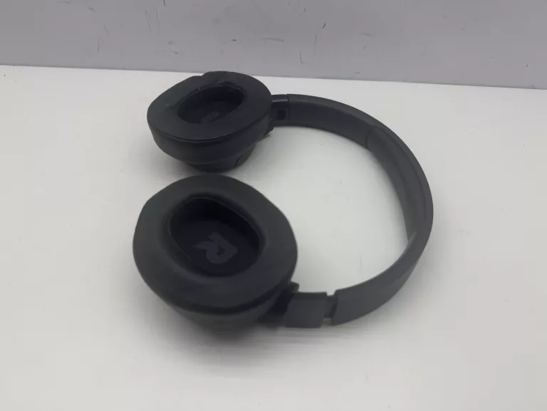 jbl-tune-720bt-czarne-duze-sluchawki-nauszne-bezprzewodowe-stan-11323-2