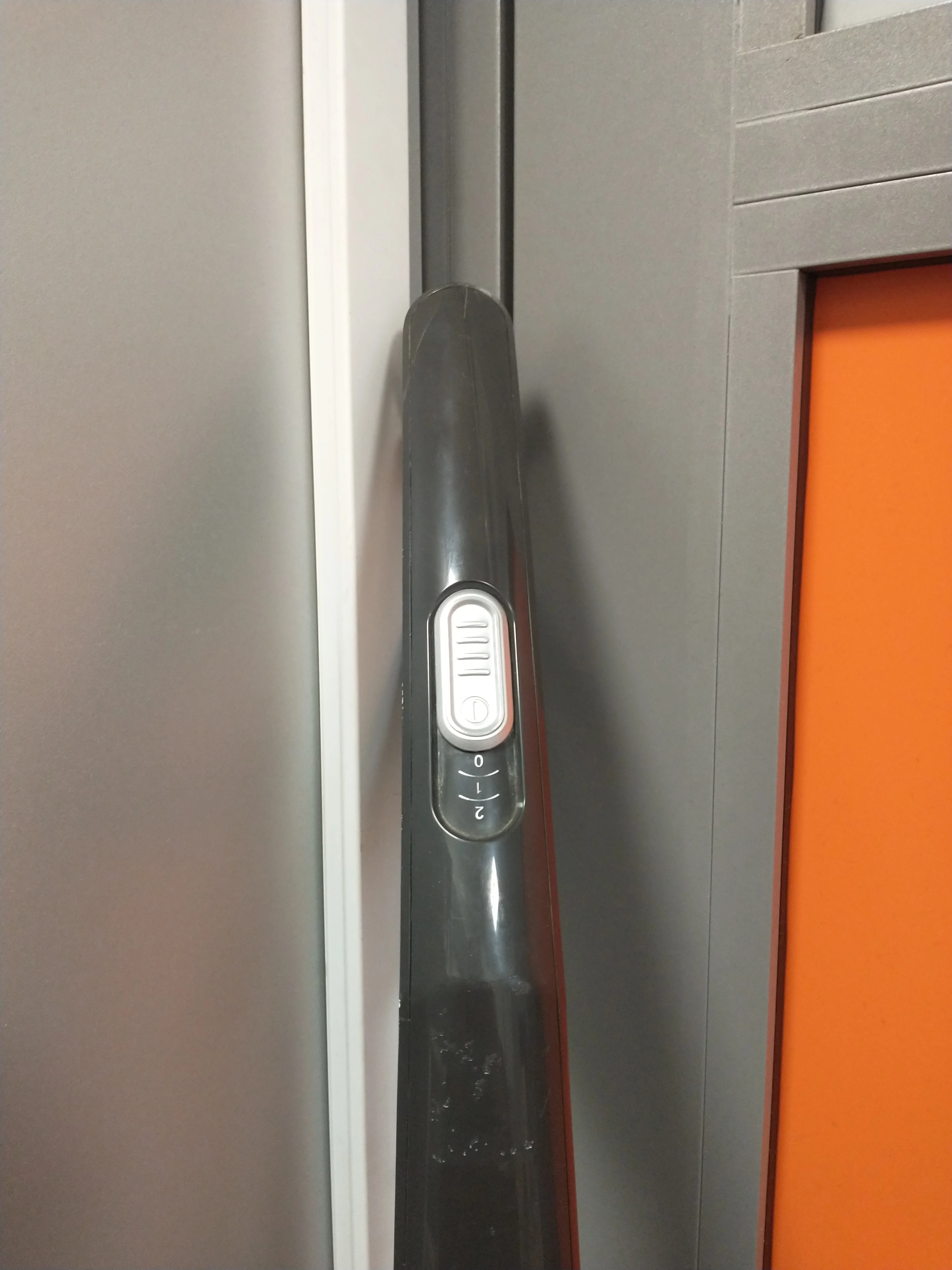 odkurzacz-bosch-readyy-serie-2-kolor-dominujacy-129357-8