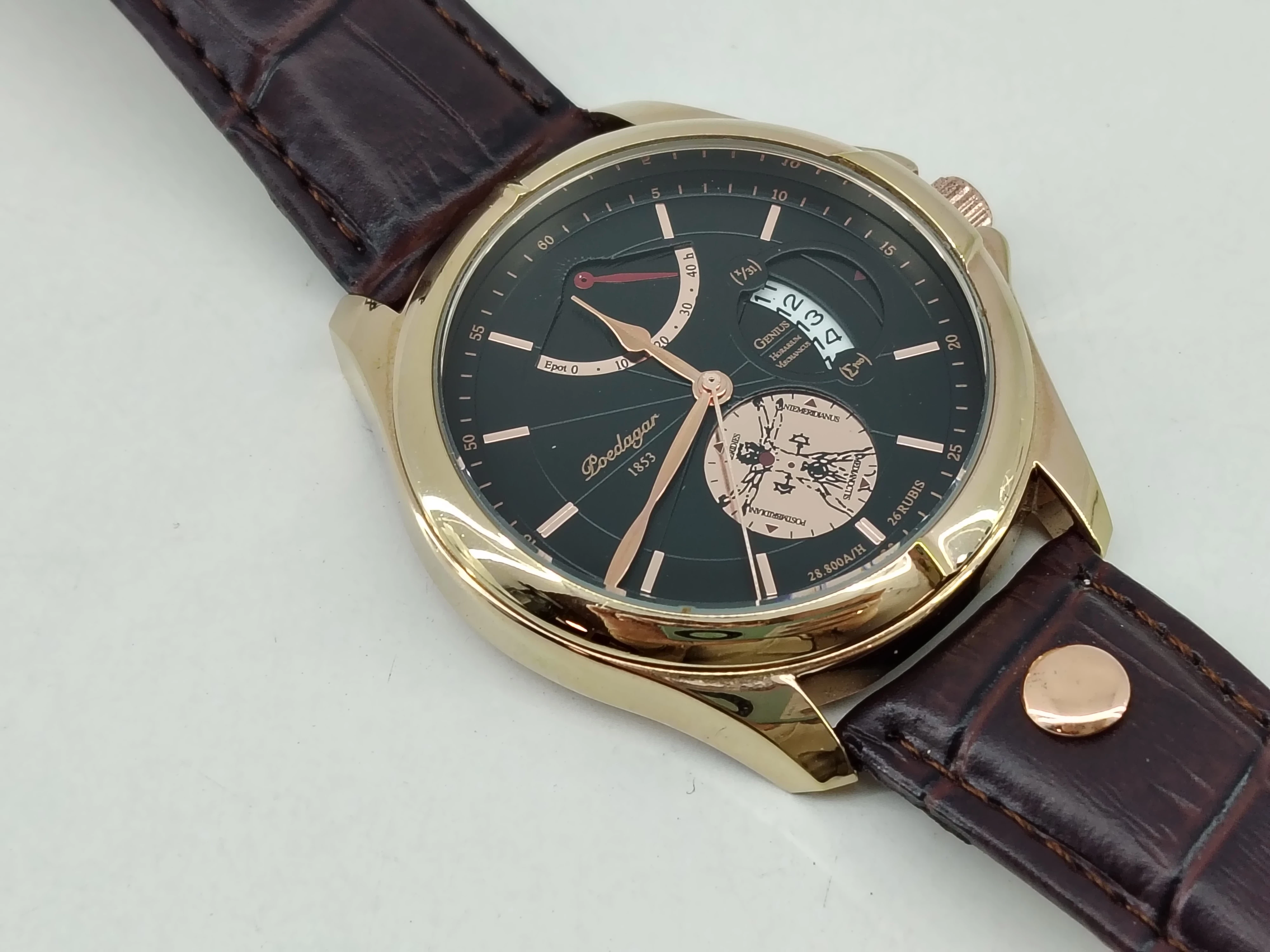 elegancki-meski-zegarek-na-brazowym-pasku-poedagar-802-aleja-wolnosci-15b-czestochowa-sj