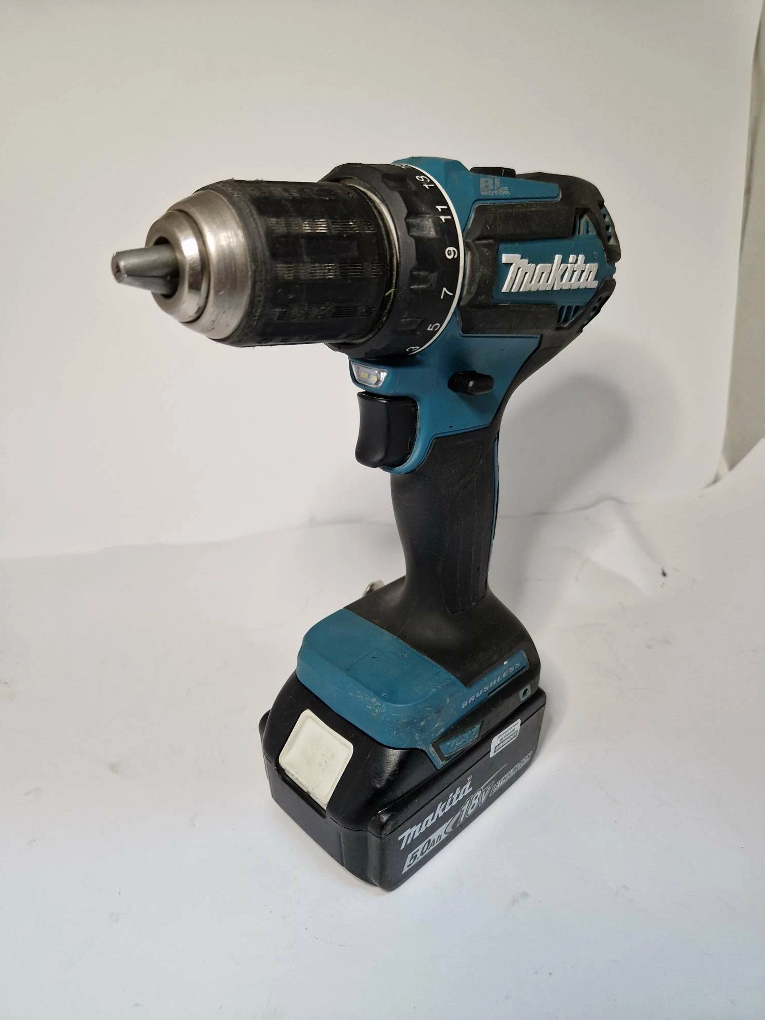 wkretarka-makita-ddf485-aku-lad-rodzaj-silnika-204657-221325