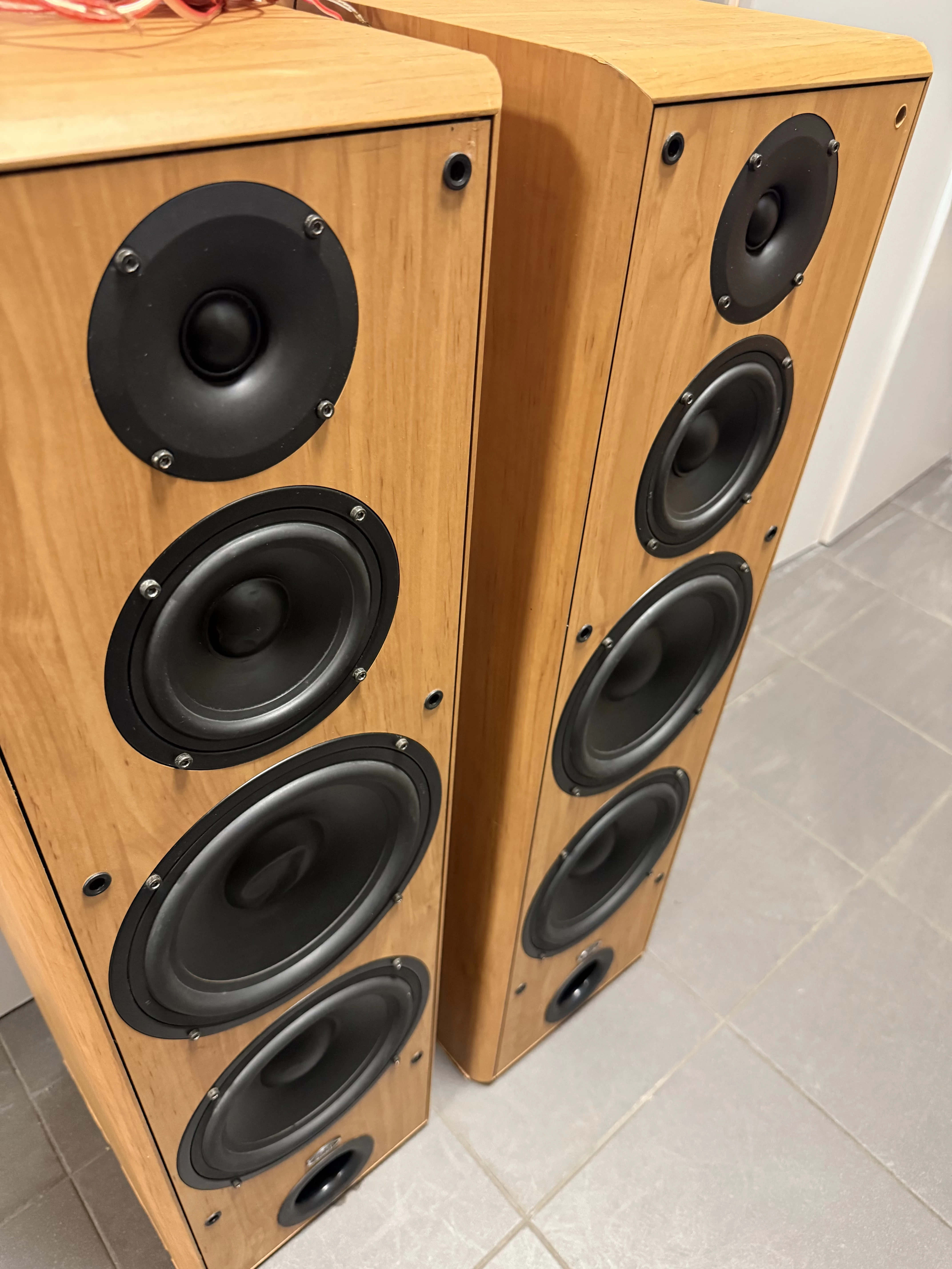 kolumny-podlogowe-eltax-konstrukcja-208086-8