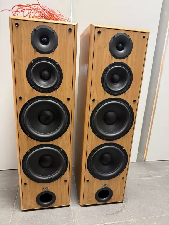 kolumny-podlogowe-eltax-osiedle-centrum-d1-krakow