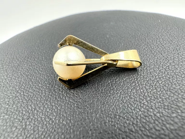 zlota-zawieszka-z-perla-333108g-material-15835-2