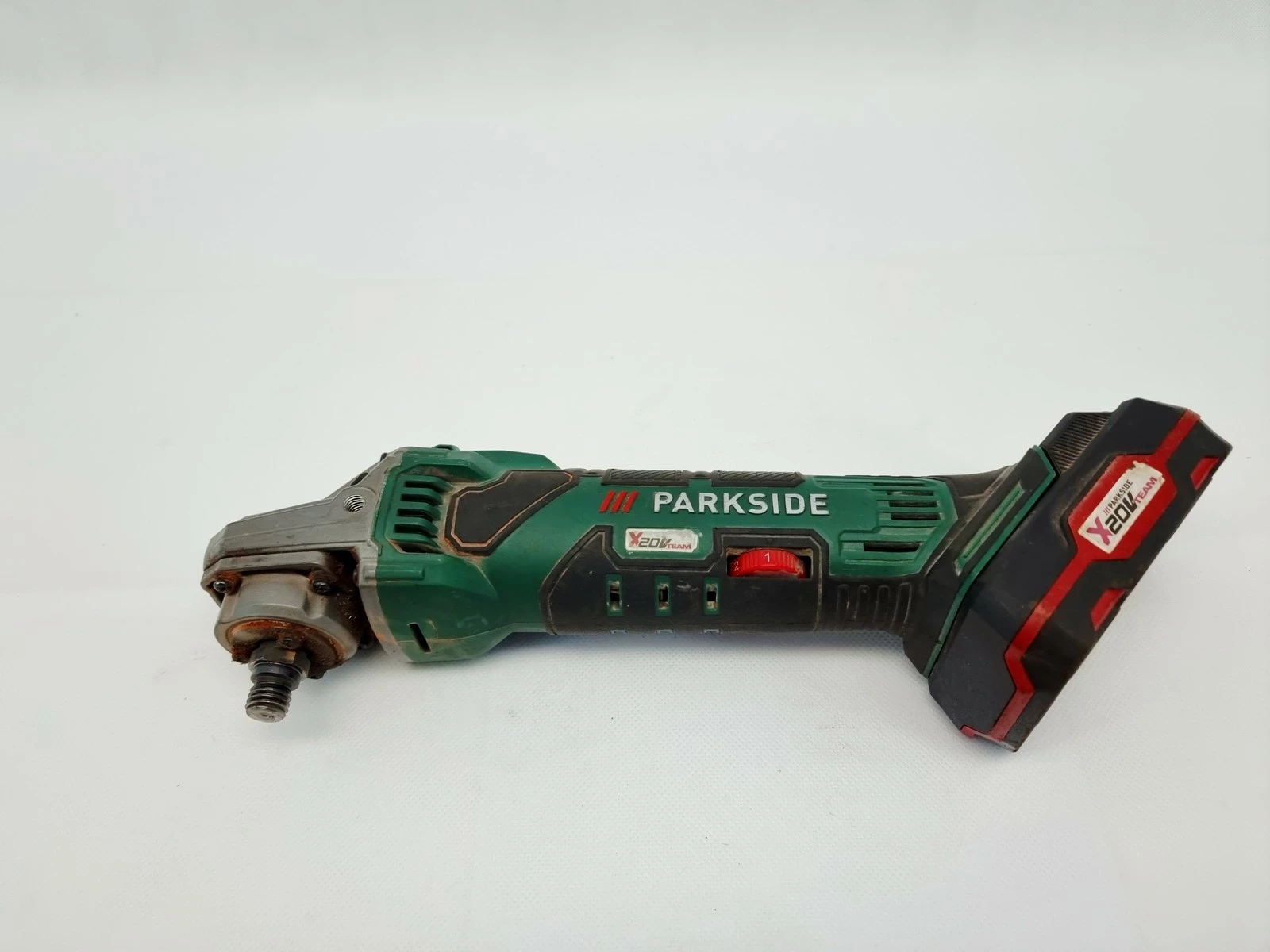 akumulatorowa-szlifierka-katowa-20-v-pwsa-20-li-d4-aku-dabrowszczakow-1811-sj-olsztyn