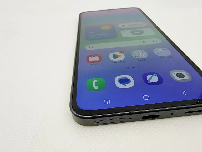 samsung-galaxy-a36-5g-6128gb-dual-sim-przekatna-ekranu-670