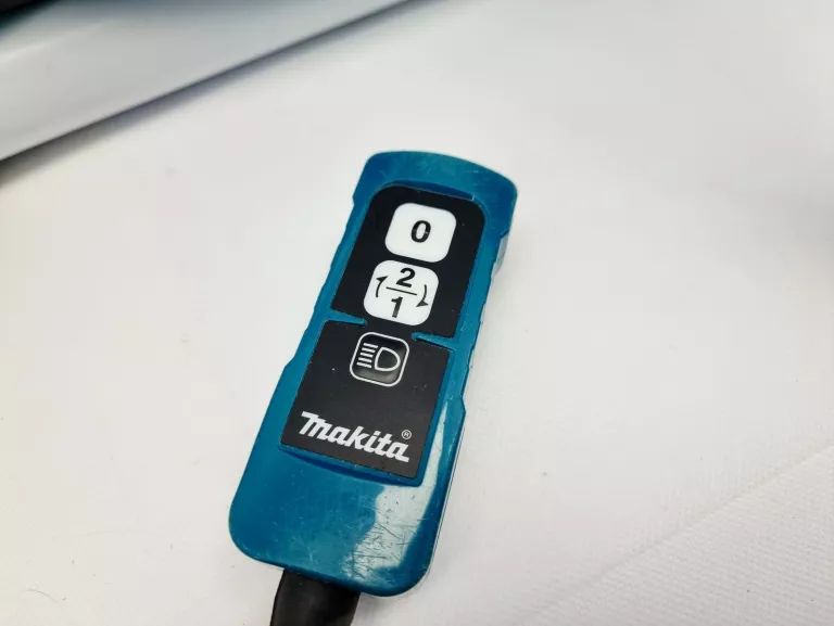 akumulatorowy-odkurzacz-plecakowy-makita-dvc660-stan-11323-2