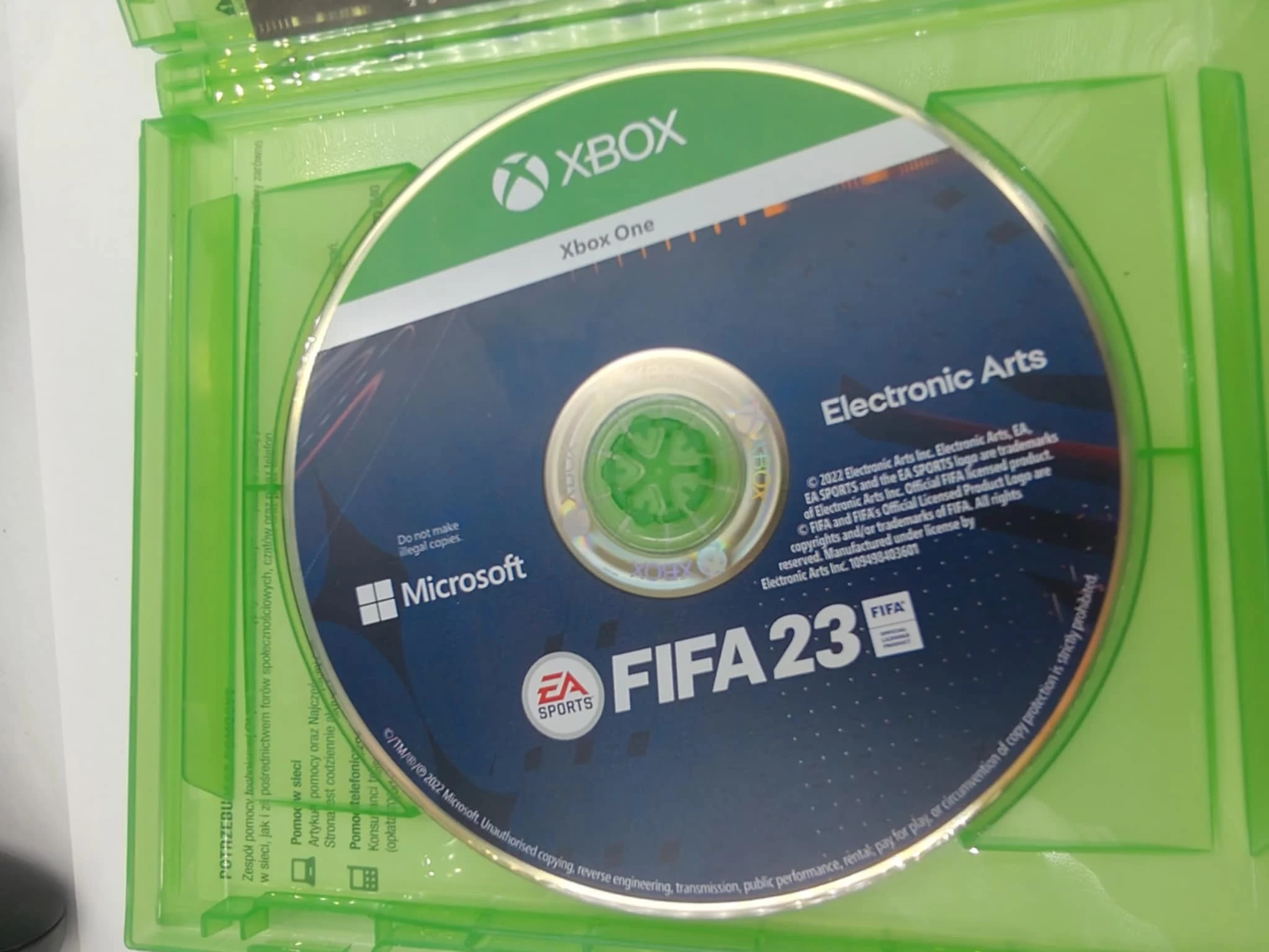 konsola-xbox-one-1540-500gb-obslugiwane-technologie-206010-1