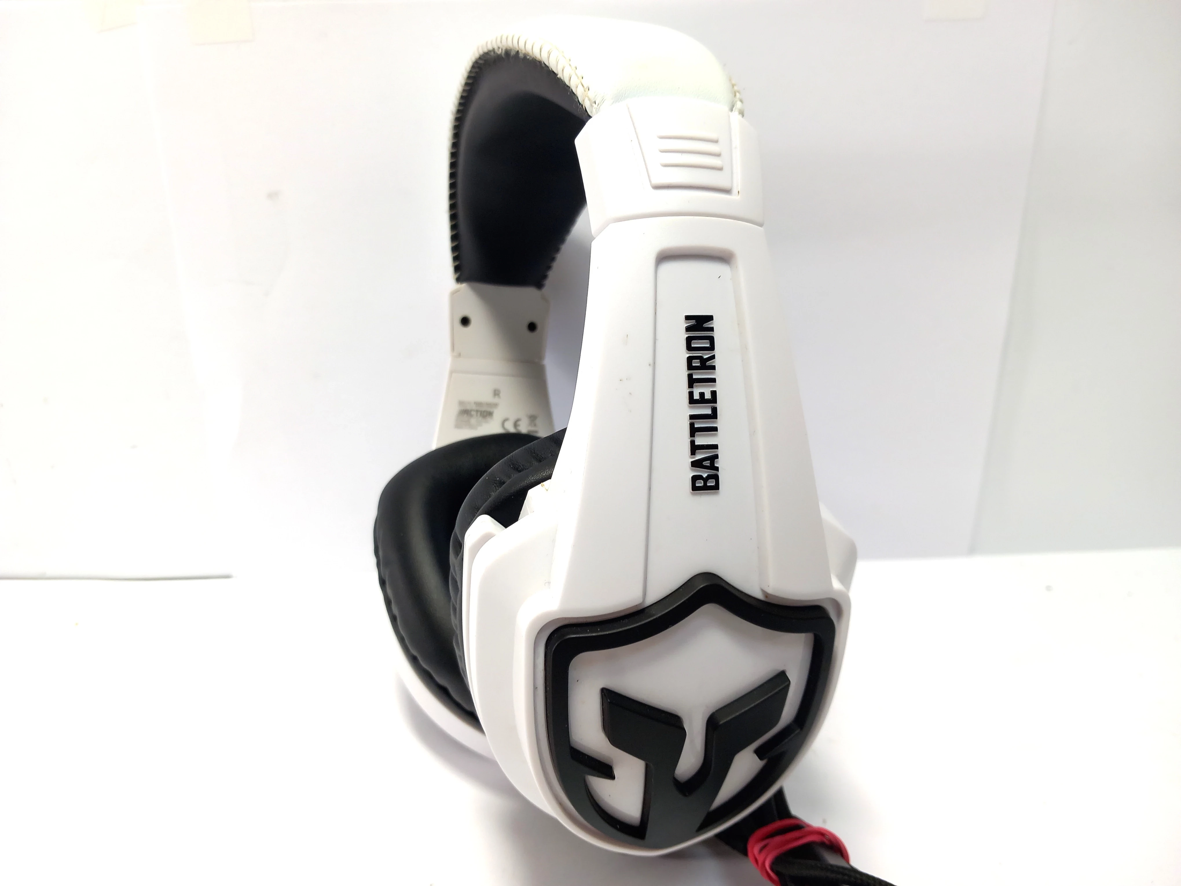 sluchawki-gamingowe-battletron-biale-polska-319-szczytno
