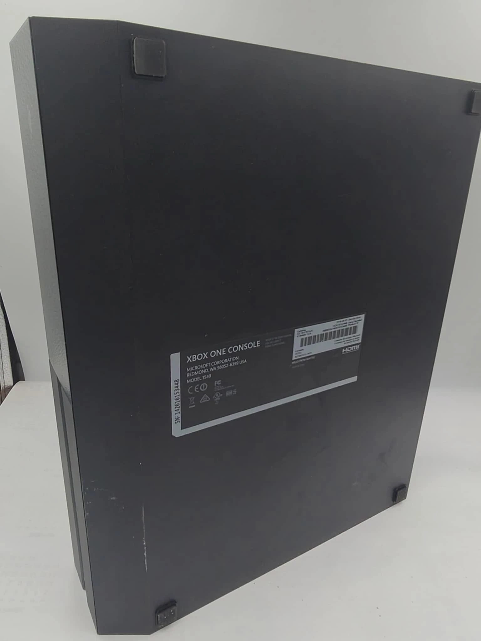 konsola-xbox-one-1540-500gb-rodzaje-odtwarzanych-nosnikow-205982-1