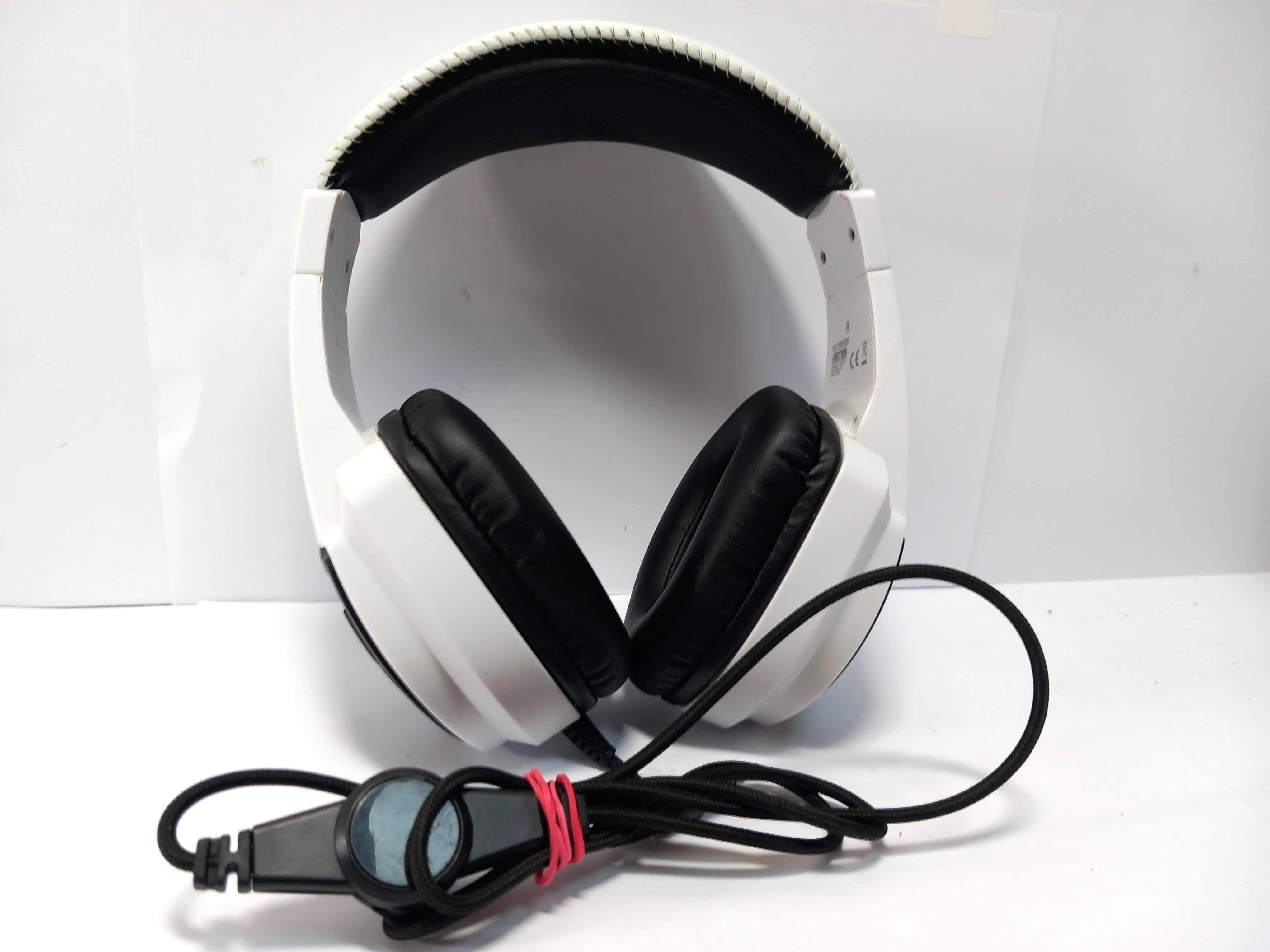 sluchawki-gamingowe-battletron-biale-ean-gtin-5709386392772