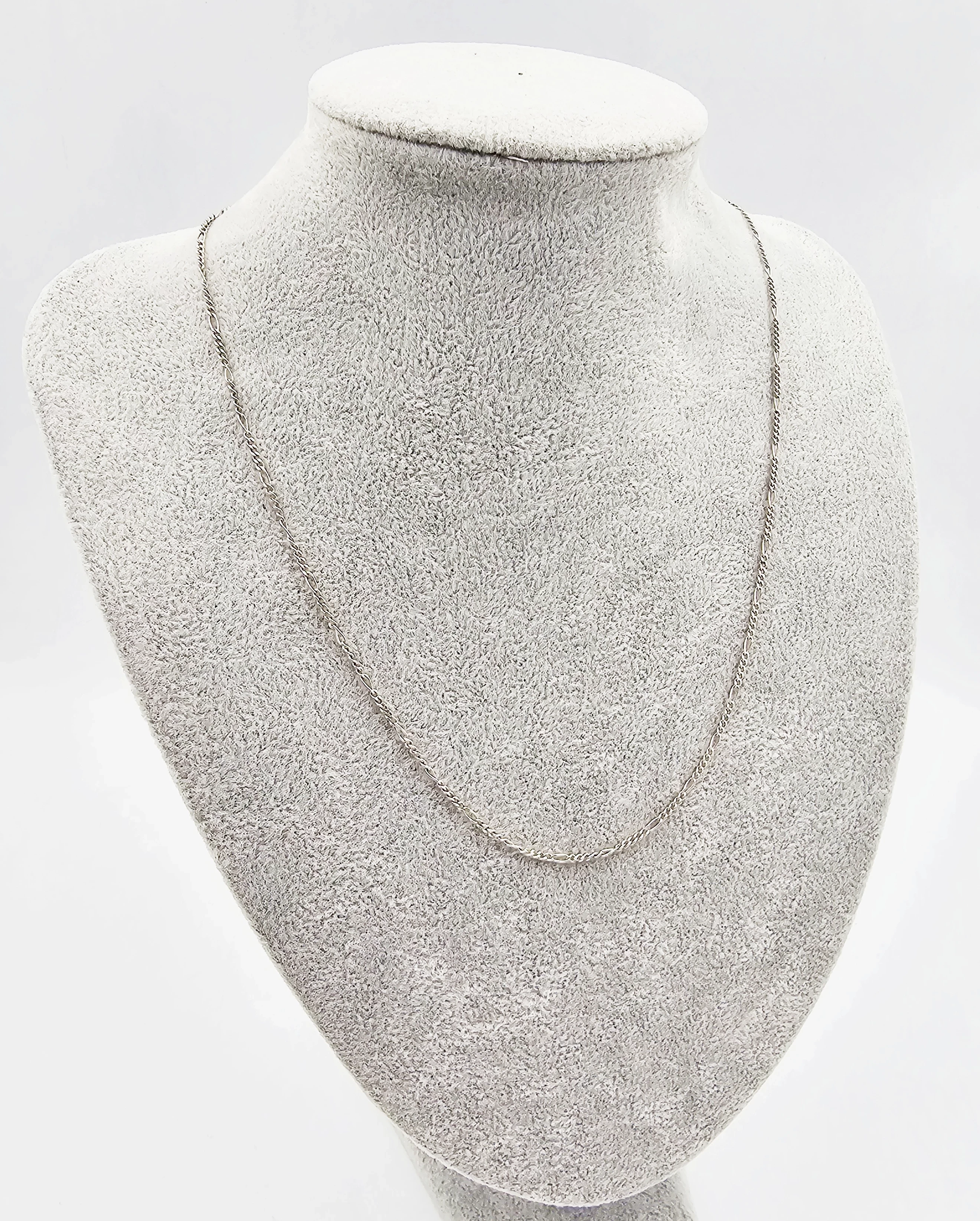 srebrny-lancuszek-splot-figaro-324gr-p925-stan-11323-2