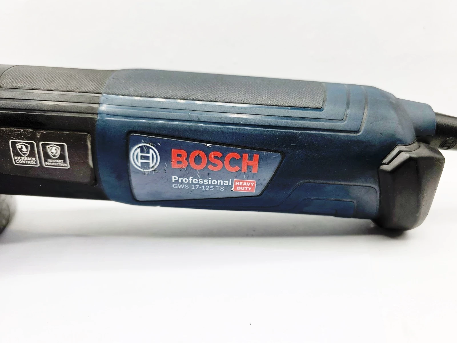 szlifierka-bosch-gws-17-125-ts-at-opis-at-ean-gtin-4059952576602