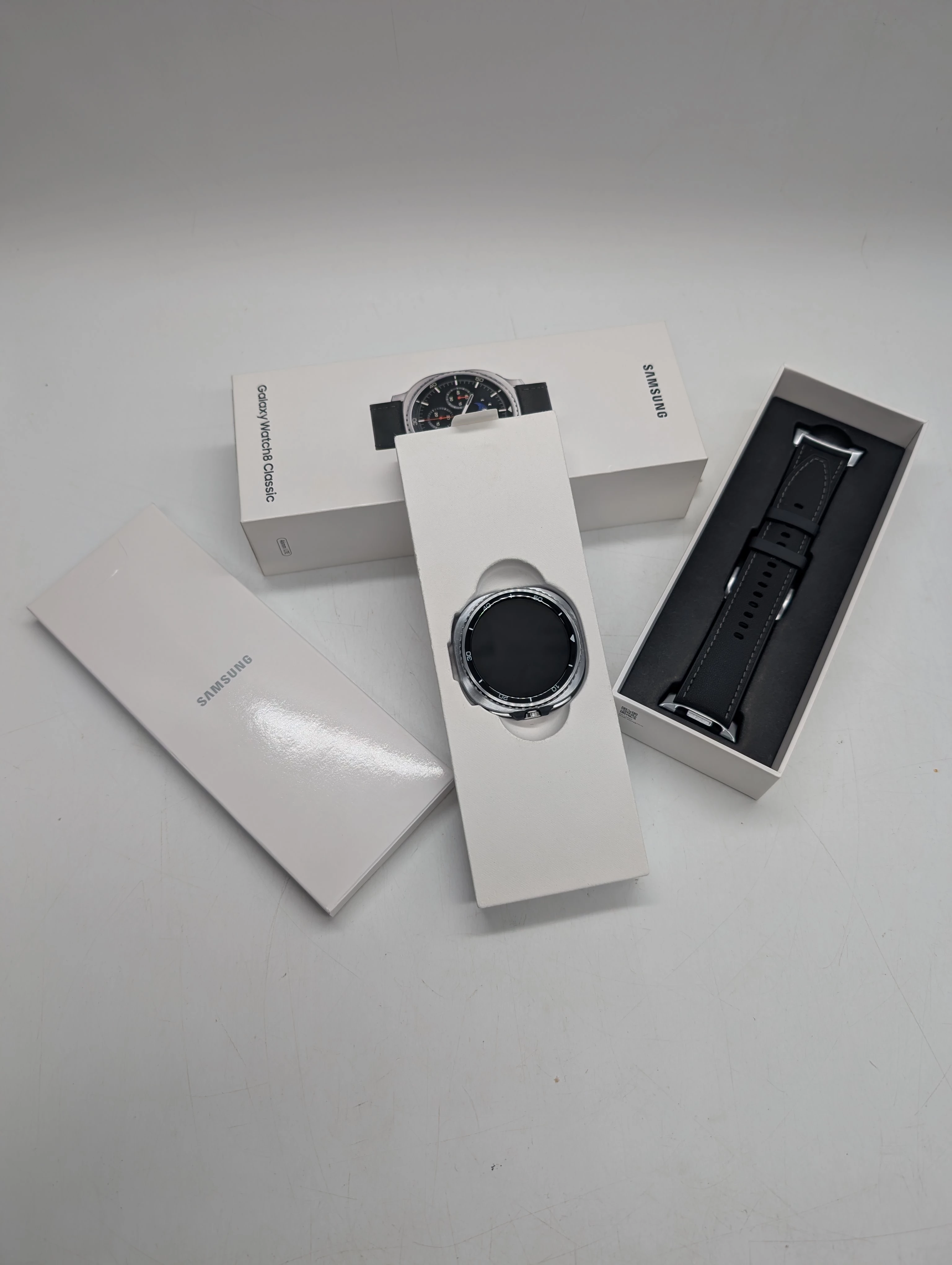 samsung-galaxy-watch-8-classic-sm-l505-black-komplet-46mm-lte-ean-gtin-8806097480167